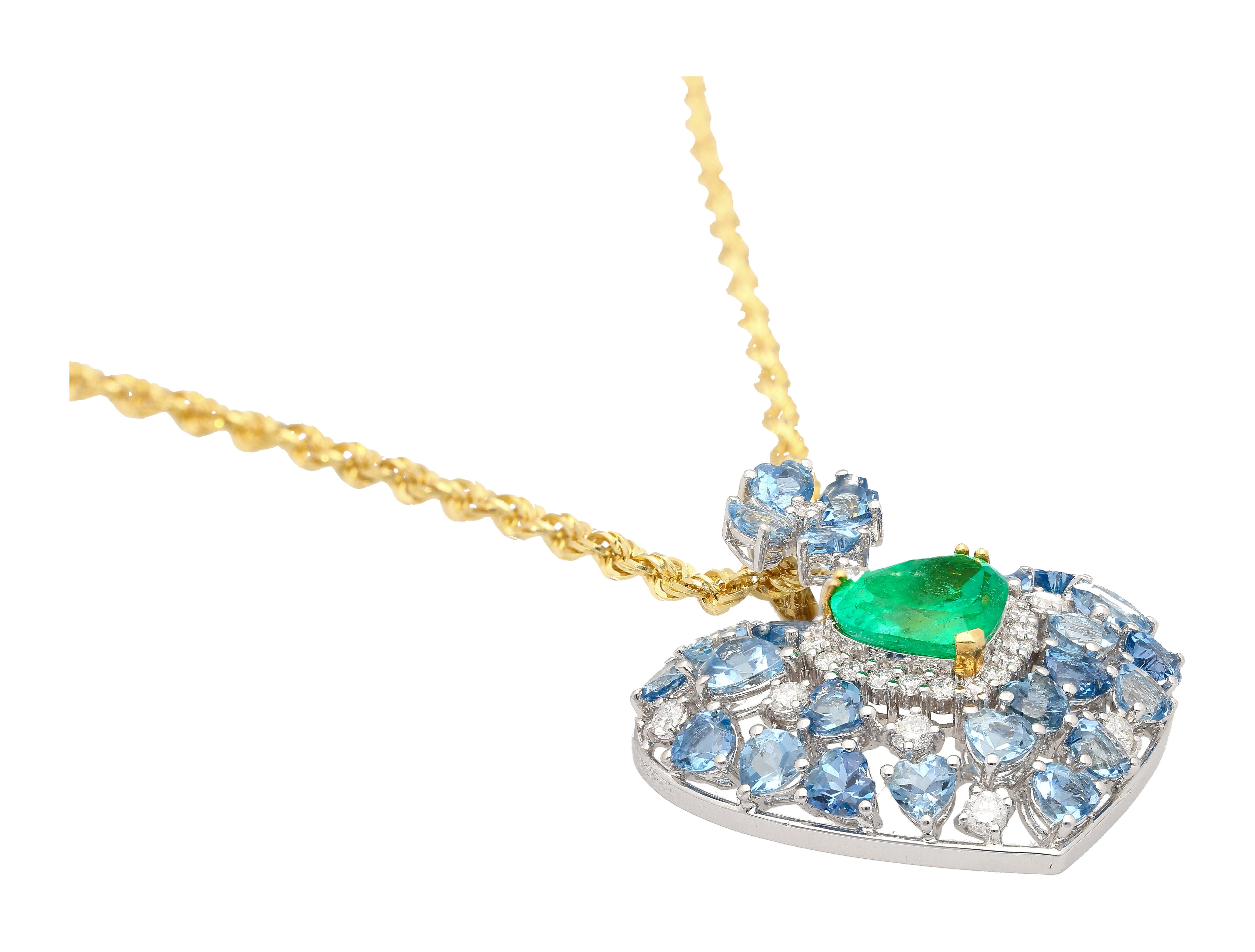 Women's or Men's 10 Carat Heart-Shape Colombian Emerald, Aquamarine, and Diamond 18K Necklace For Sale