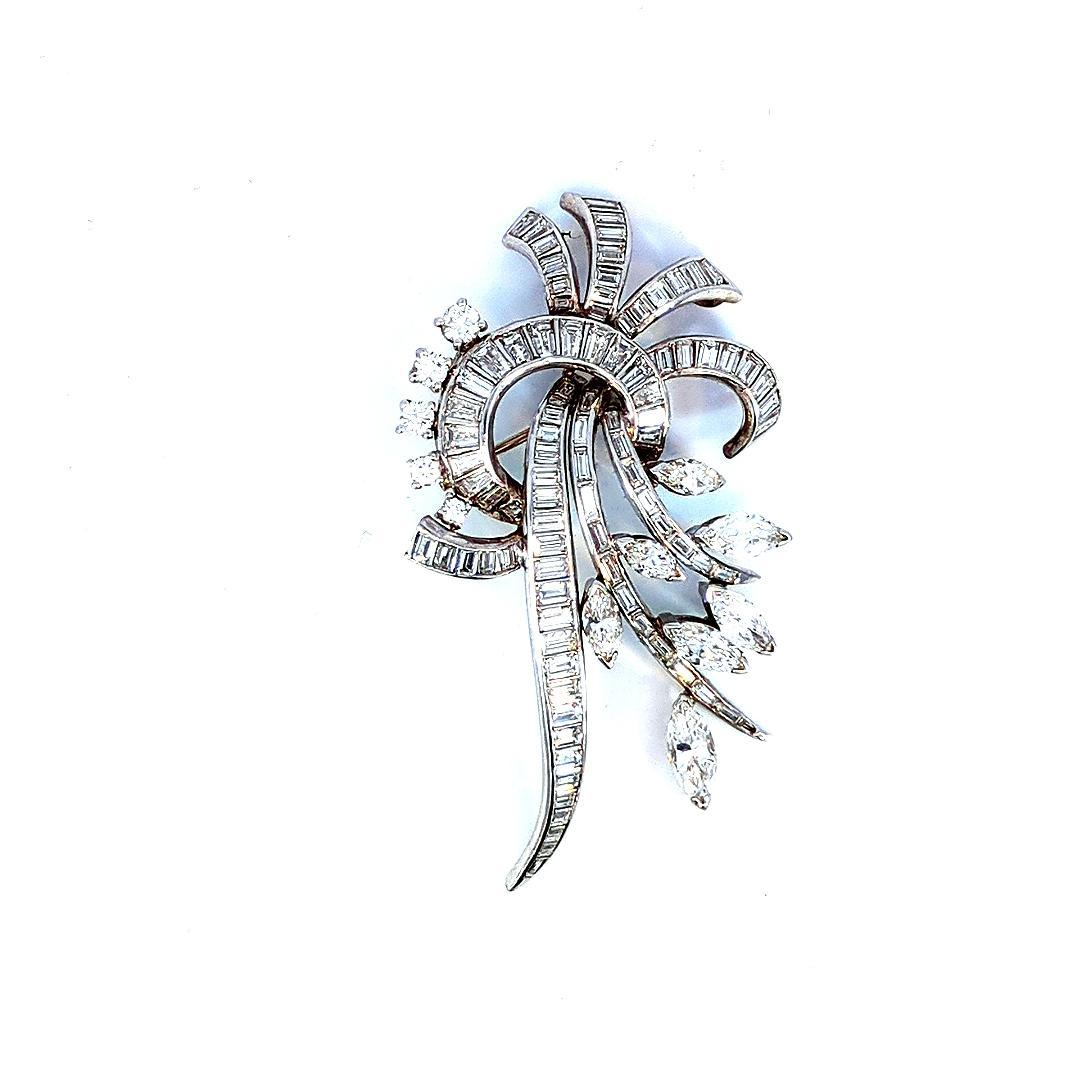 Women's or Men's 10 Carat Natural Diamond Platinum Pin For Sale