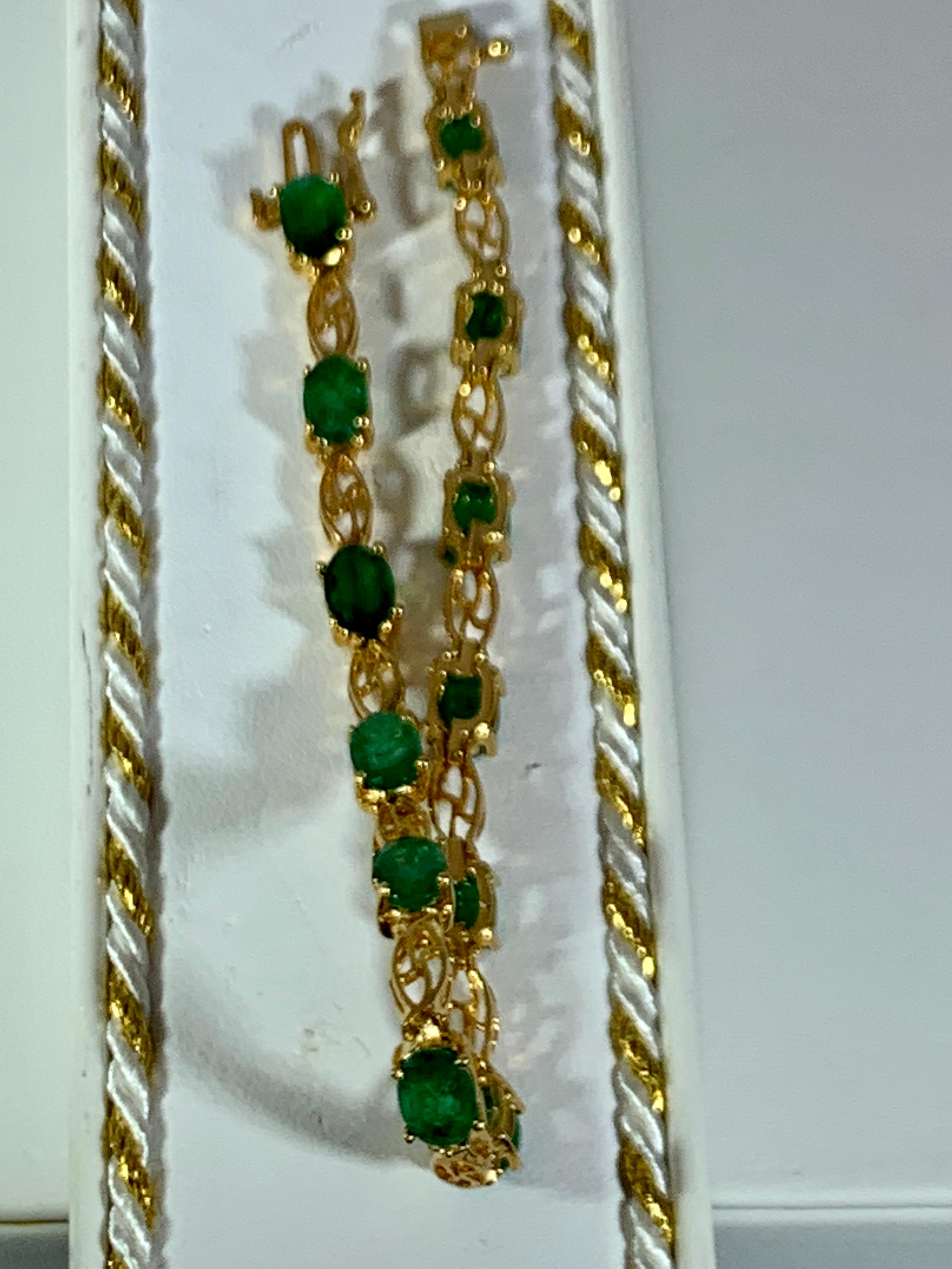 10 Carat Natural Emerald Tennis Bracelet 14 Karat Yellow Gold 5