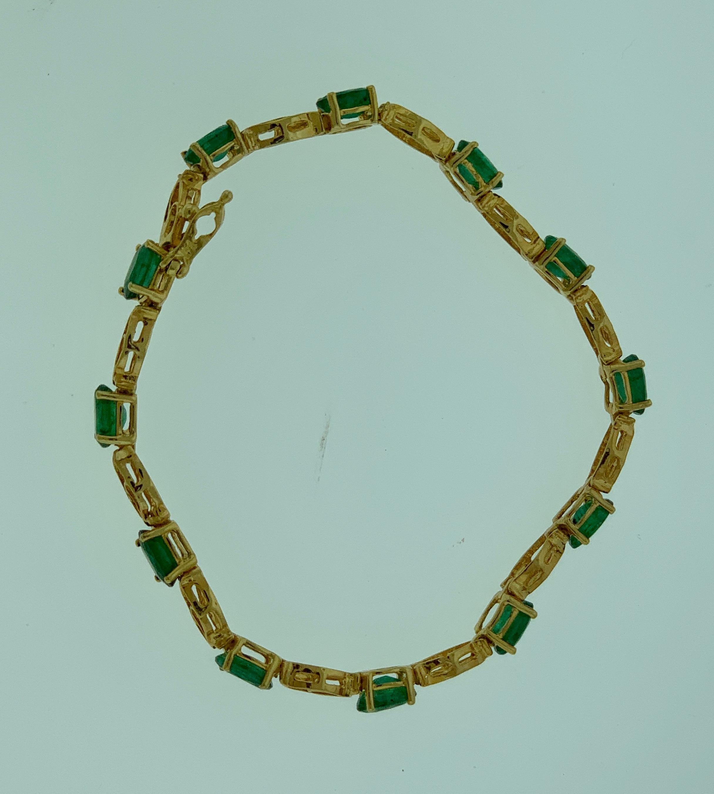 10 Carat Natural Emerald Tennis Bracelet 14 Karat Yellow Gold 2