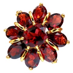 10 Carat Natural Garnets Clover Ring 10 Karat Yellow Gold*