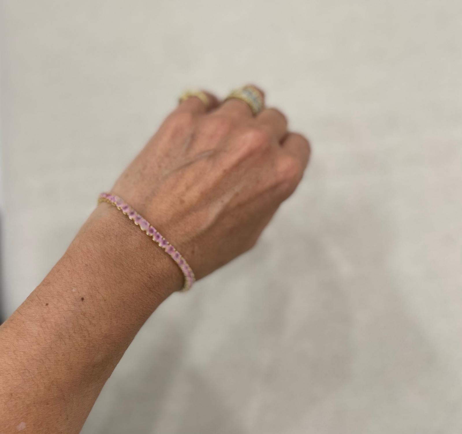 Bracciale tennis in oro giallo con zaffiro rosa naturale da 10 carati in vendita 5