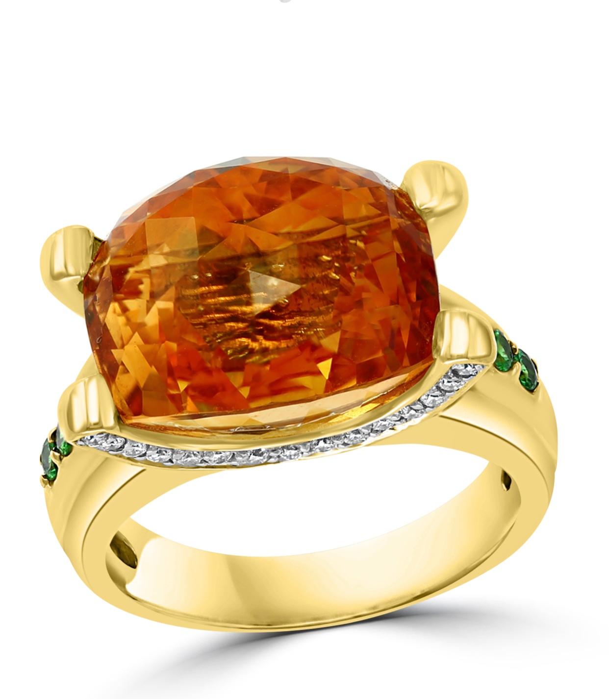 Women's 10 Carat Oval Citrine Tsavorite and Diamond Ring in 18 Karat Yellow Gold, Estate