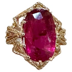 10 Carat Oval Cut Natural Pink Tourmaline 14 Karat Yellow Gold Ring