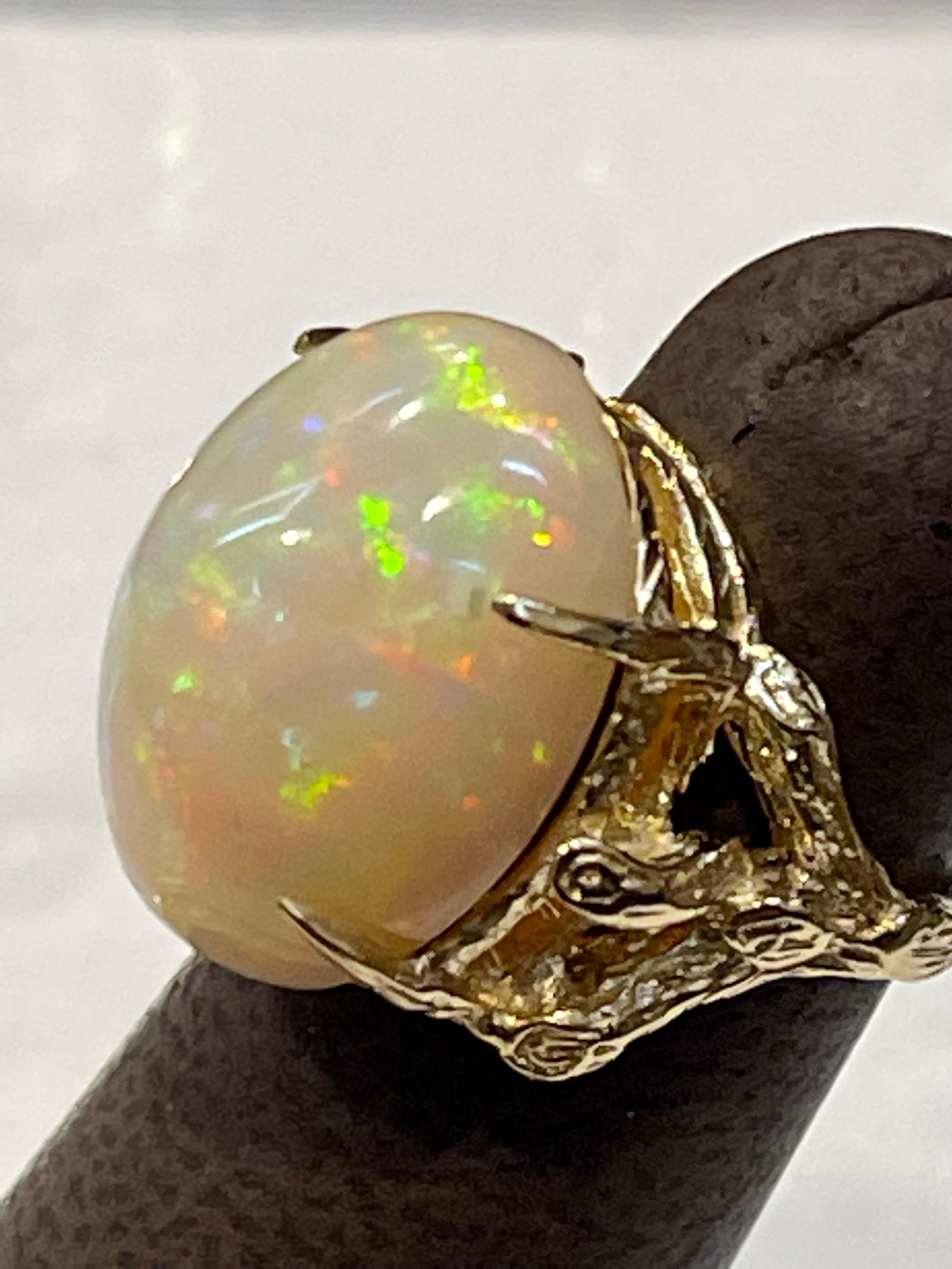 10 Carat Oval Shape Ethiopian Opal Cocktail Ring 14 Karat Yellow Gold For Sale 5