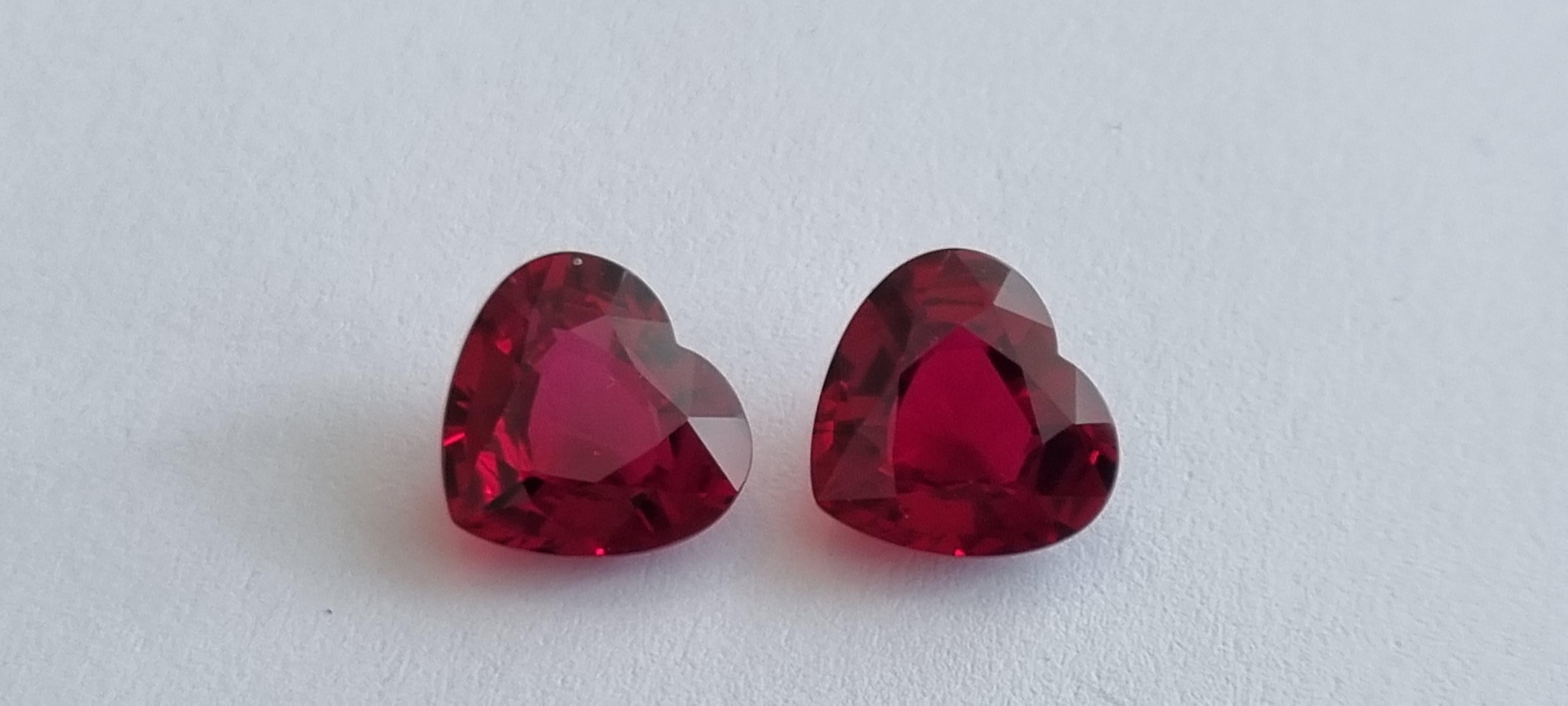 10 carat Pair of Heartshape Pigeons Blood Rubies For Sale 3