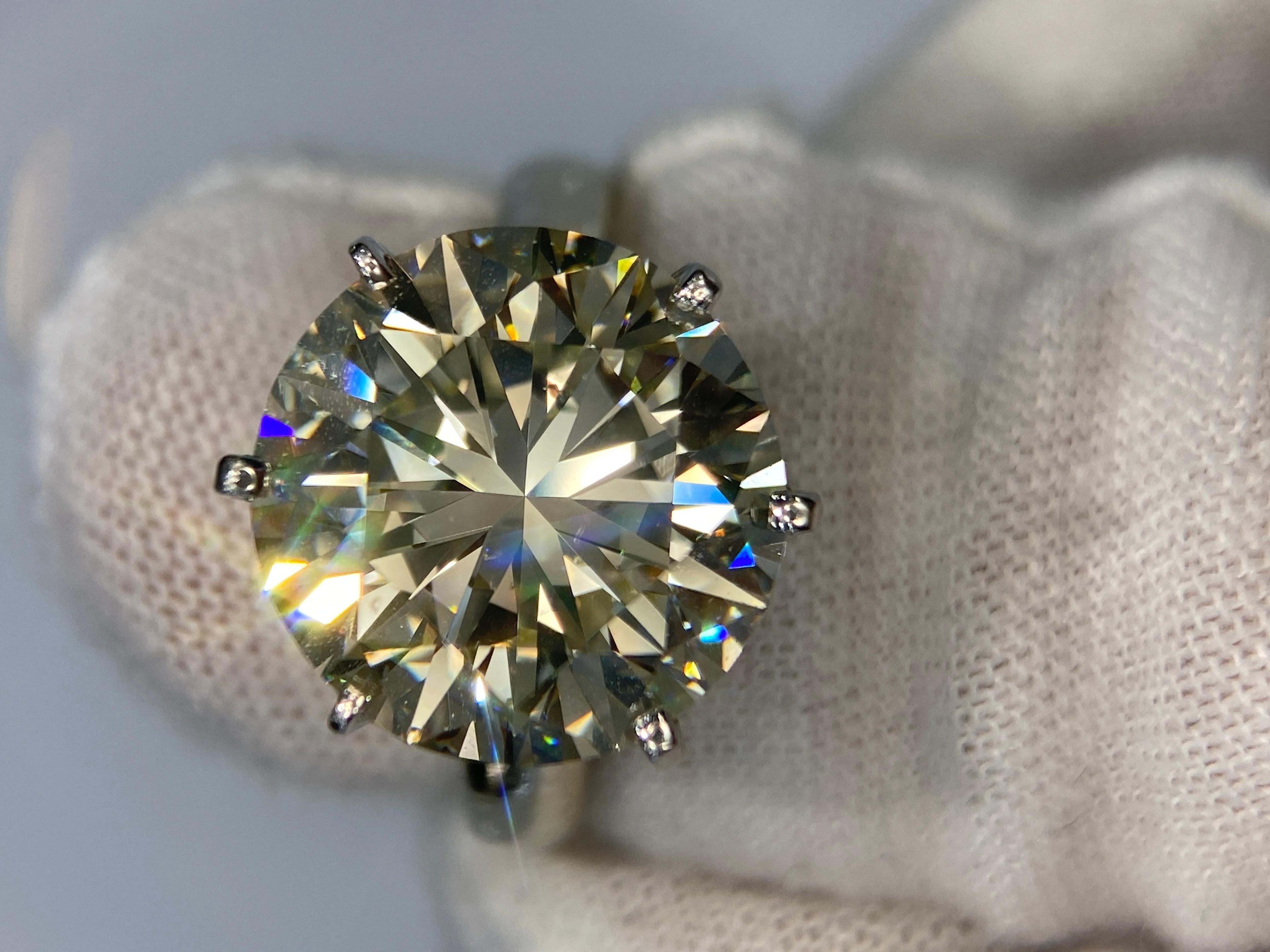 10 Karat Rundschliff-Diamant-Verlobungsring zertifiziert I VS2 im Angebot 4