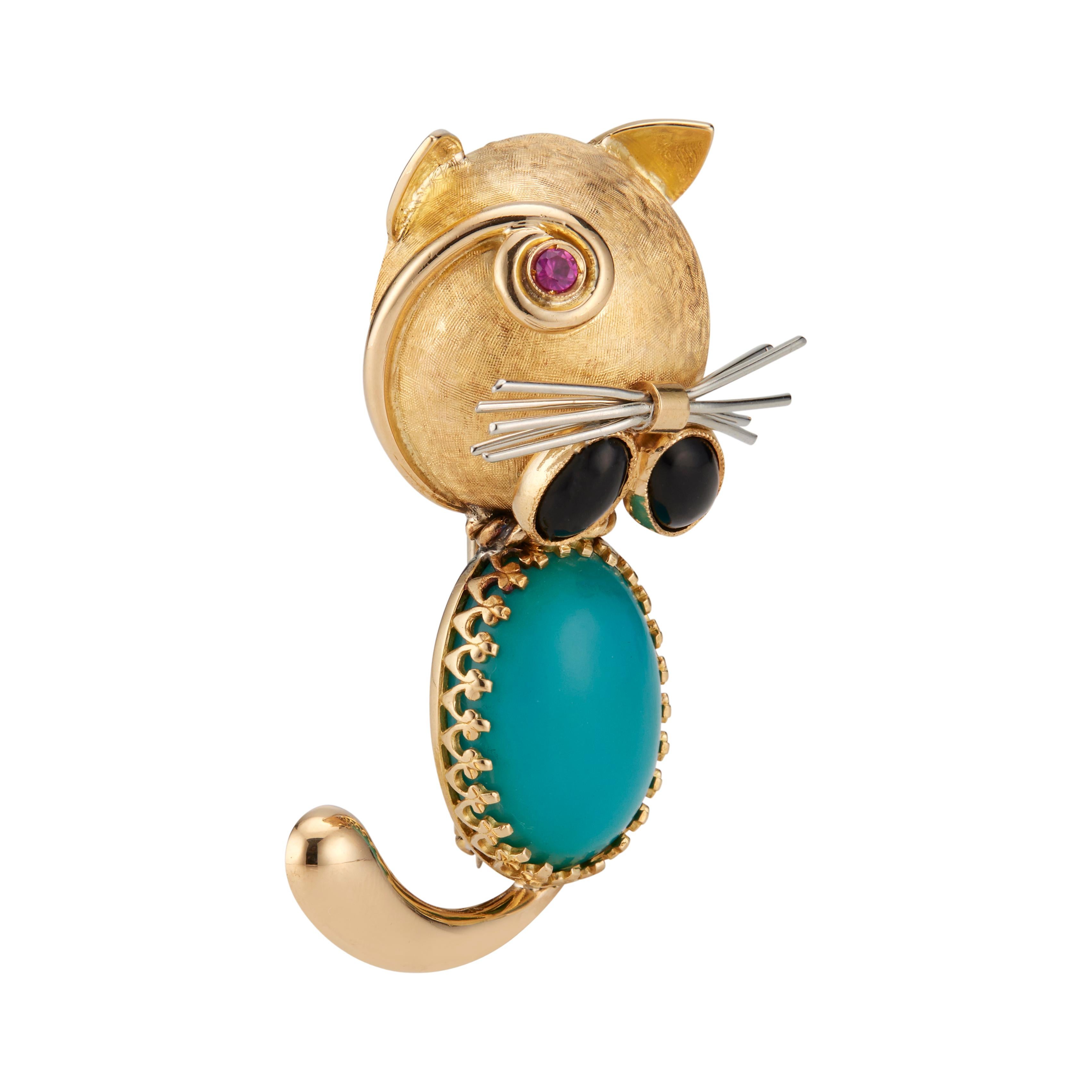 .10 Carat Ruby Turquoise Onyx Yellow Gold Cat Brooch In Good Condition For Sale In Stamford, CT