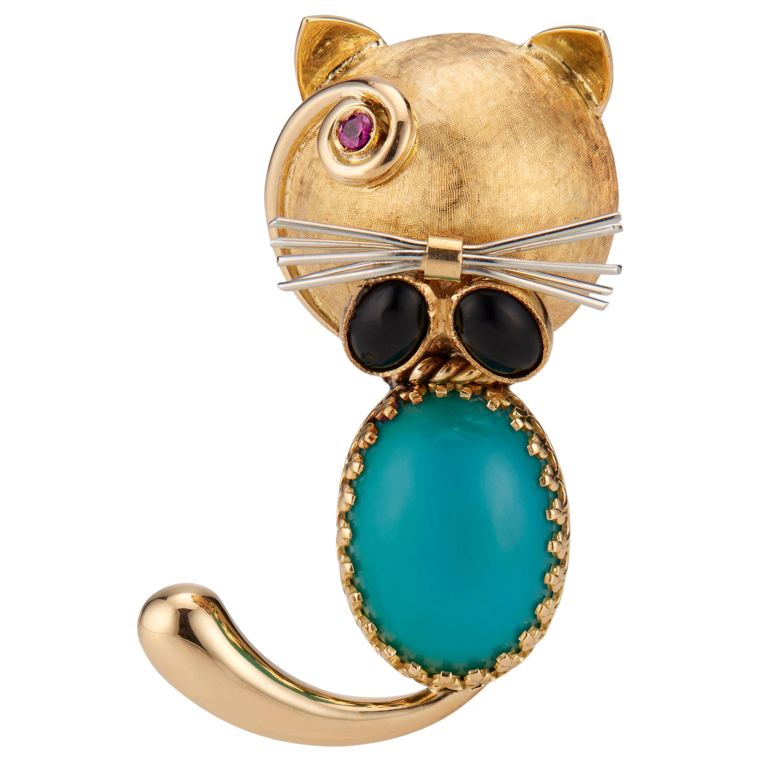 .10 Carat Ruby Turquoise Onyx Yellow Gold Cat Brooch For Sale