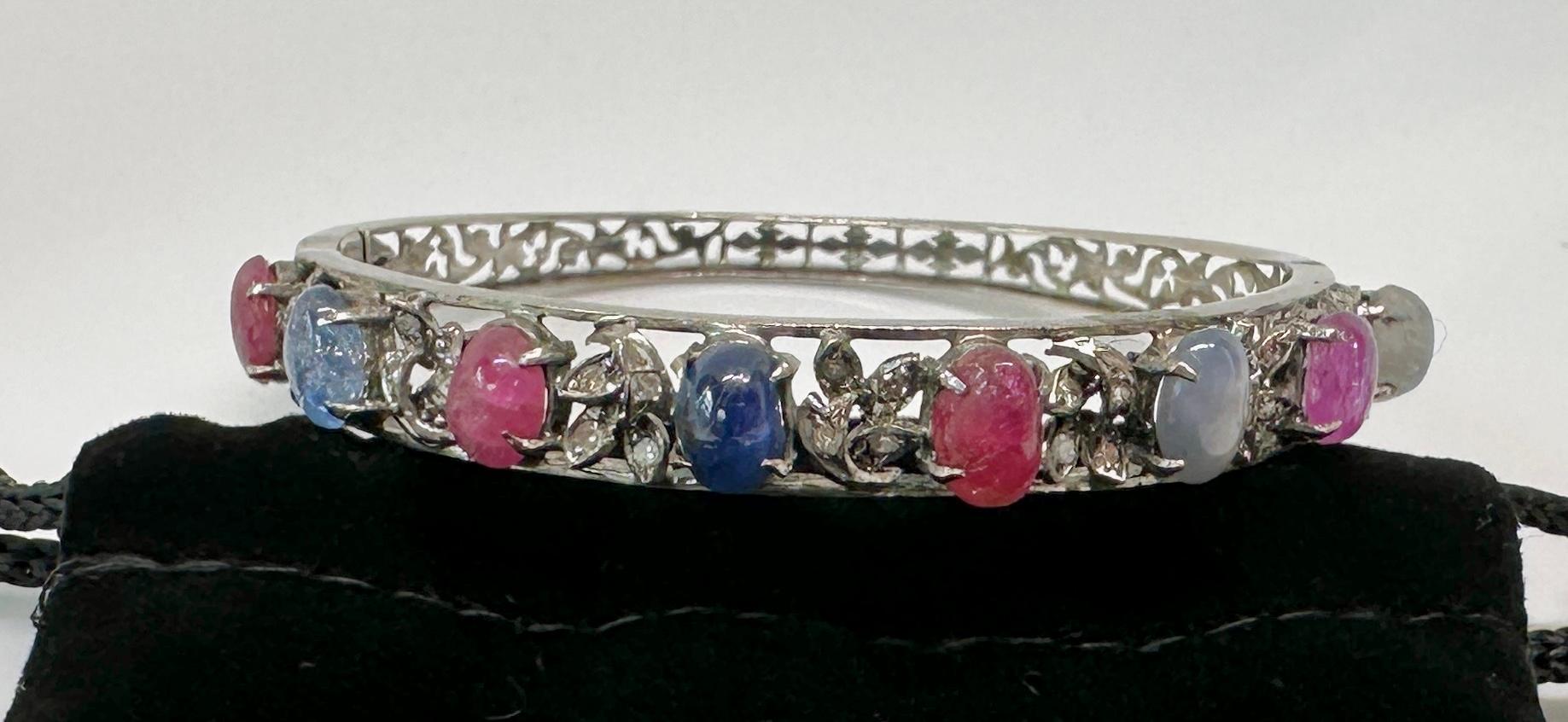 Bracelet étoile en saphirs rouges et bleus naturels de 10 carats et diamants taille vieille mine en vente 6
