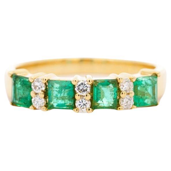 1.0 Carat Square Cut Emerald & Diamond 5-stone Ring in 14K Yellow Gold For Sale