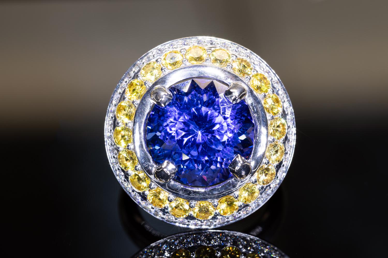 10 Carat Tanzanite Cocktail Ring in 18K WG with Yellow Sapphires & Diamond Halo For Sale 1