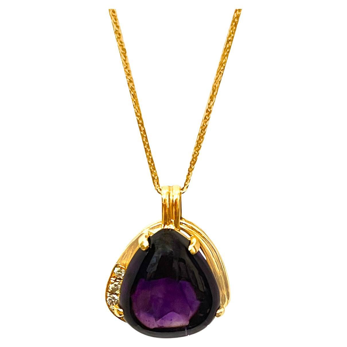 10 Carat Tear Drop Amethyst and Diamonds Pendent Necklace 18 Karat Yellow Gold For Sale