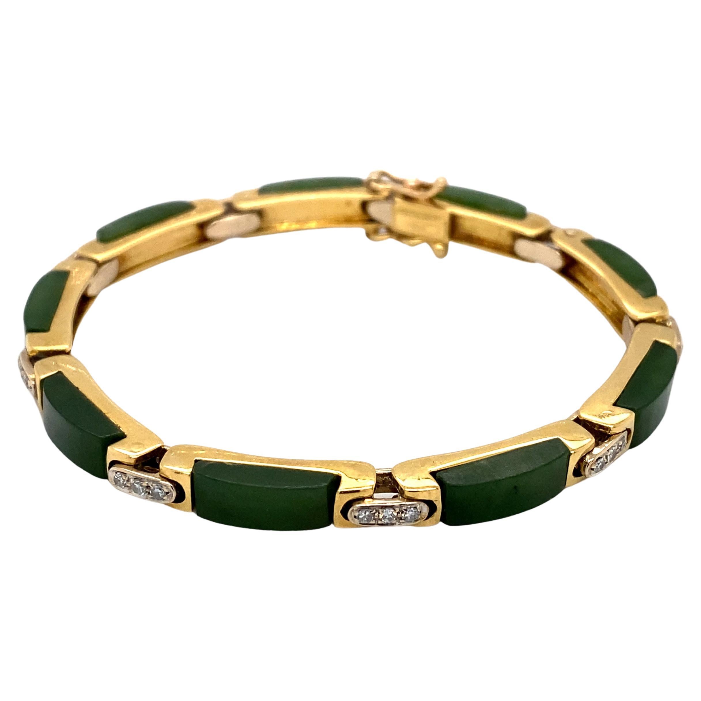 10 Carat Total Jade and Diamond Link Bracelet in 18 Karat Yellow Gold