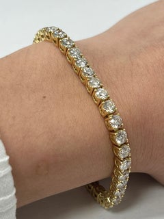 10 Carat Yellow Gold Diamond Bracelet