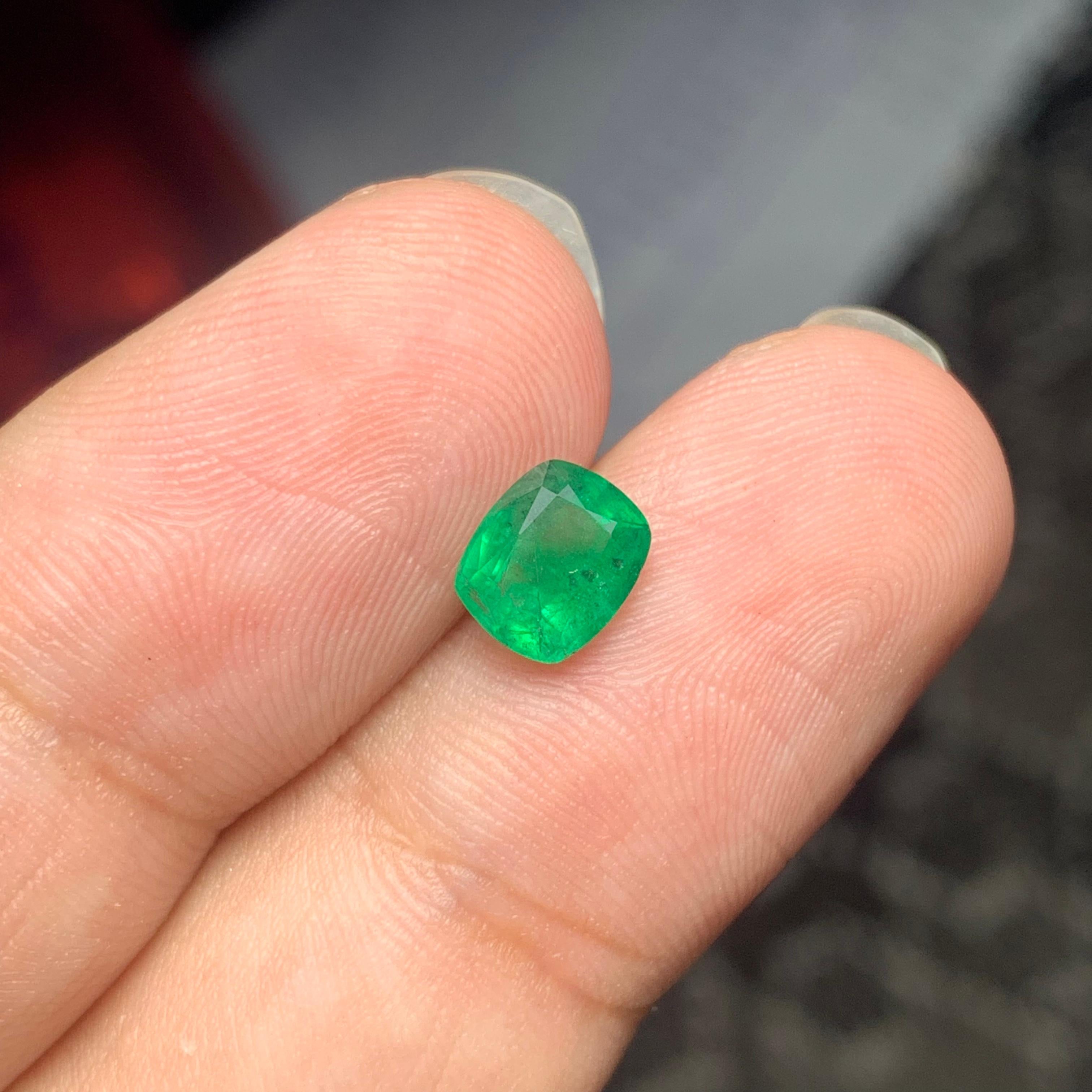 Faceted Emerald 
Weight: 1 Carats 
Origin: Swat Pakistan 
Color: Green 
Dimension: 7.2x6.1x3.9 Mm
Treatment: Non
Certificate: On Customer Demand 
.
The emerald is a stunning green gemstone that is a variety of the mineral beryl, with its distinctive