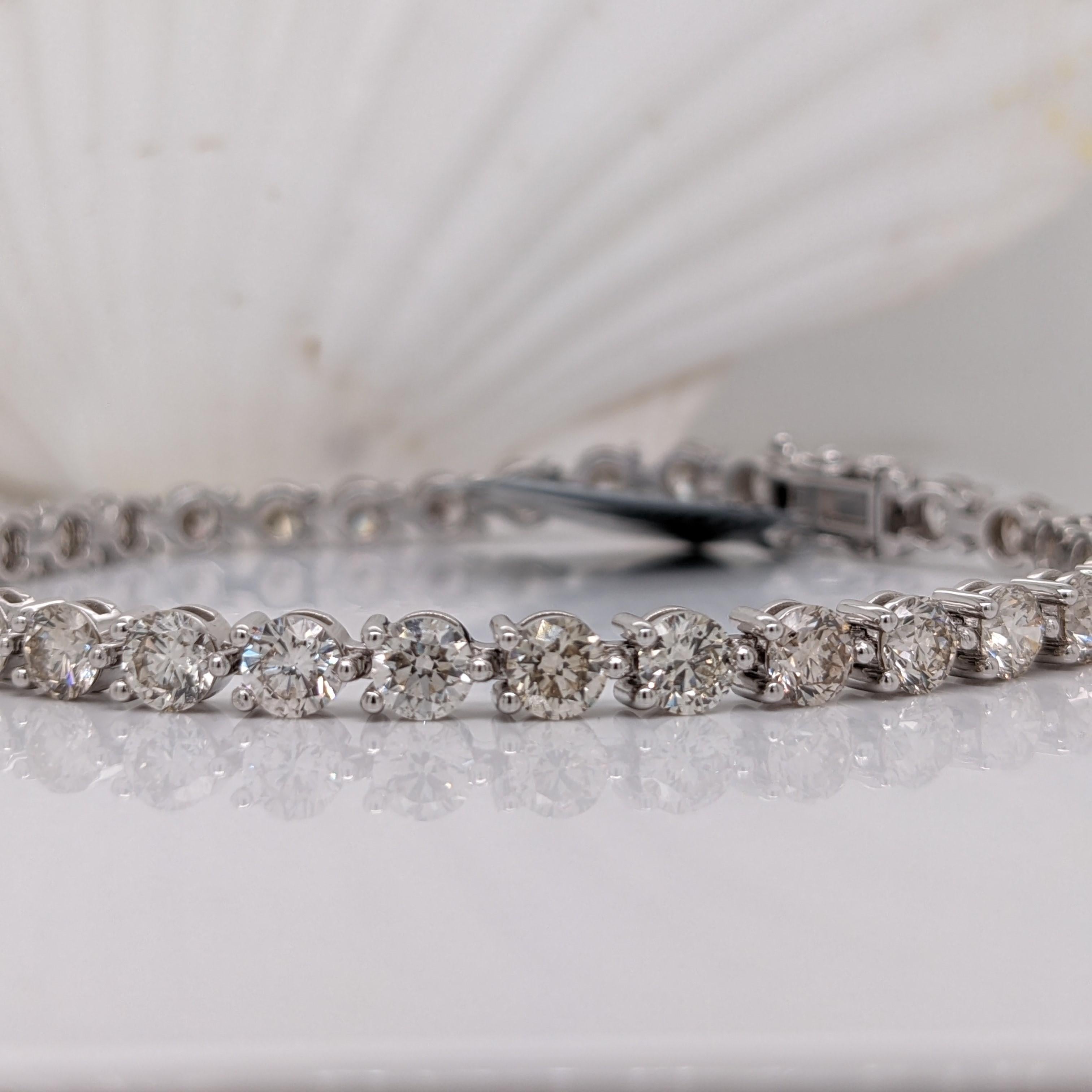 Sparkling 10 Carat Diamond Tennis Bracelet in 14k White Gold with Open Box Clasp For Sale 1
