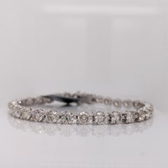 Sparkling 10 Carat Diamond Tennis Bracelet in 14k White Gold with Open Box Clasp