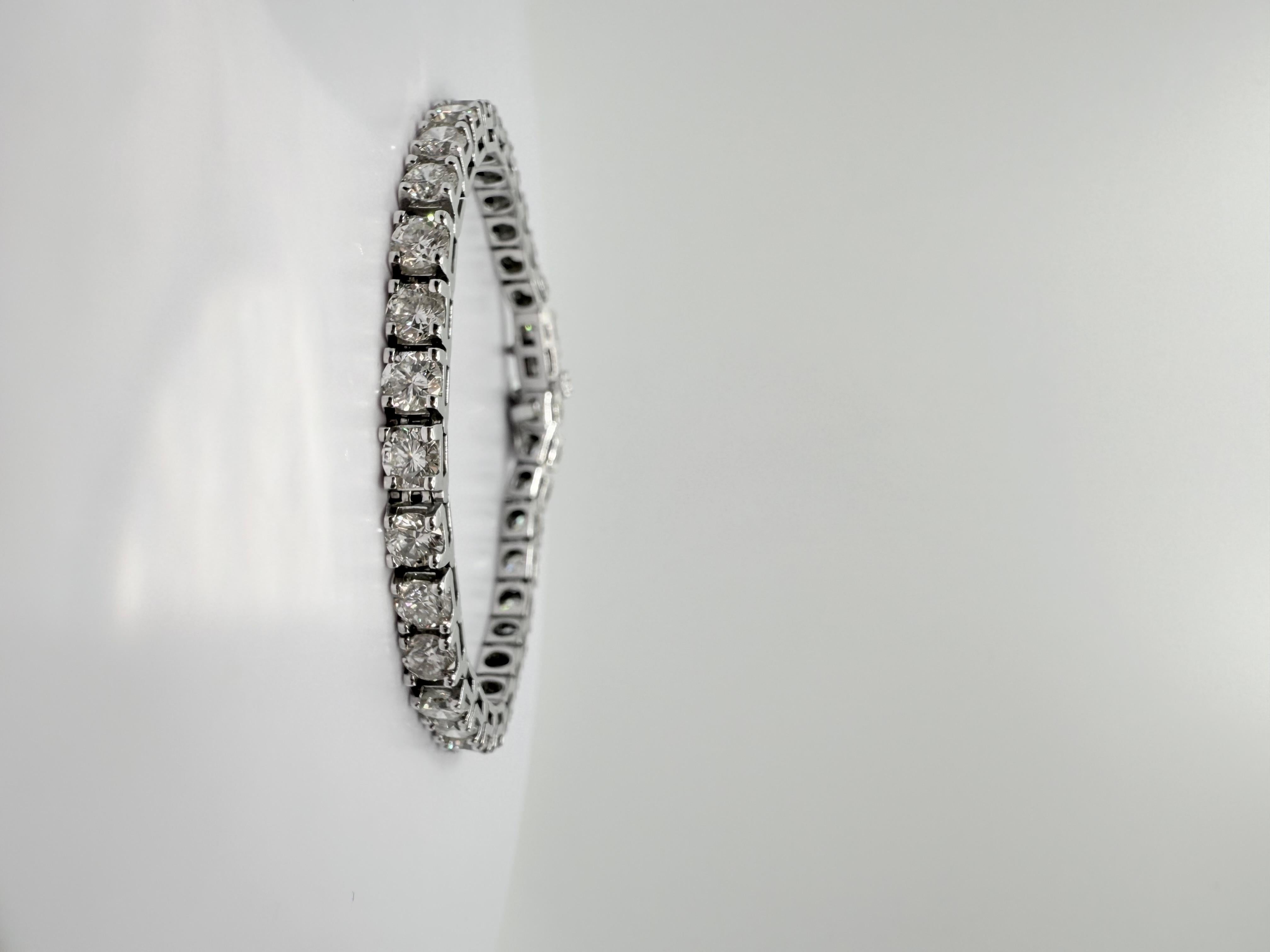 Pulsera de tenis redonda de 10 quilates en venta 2