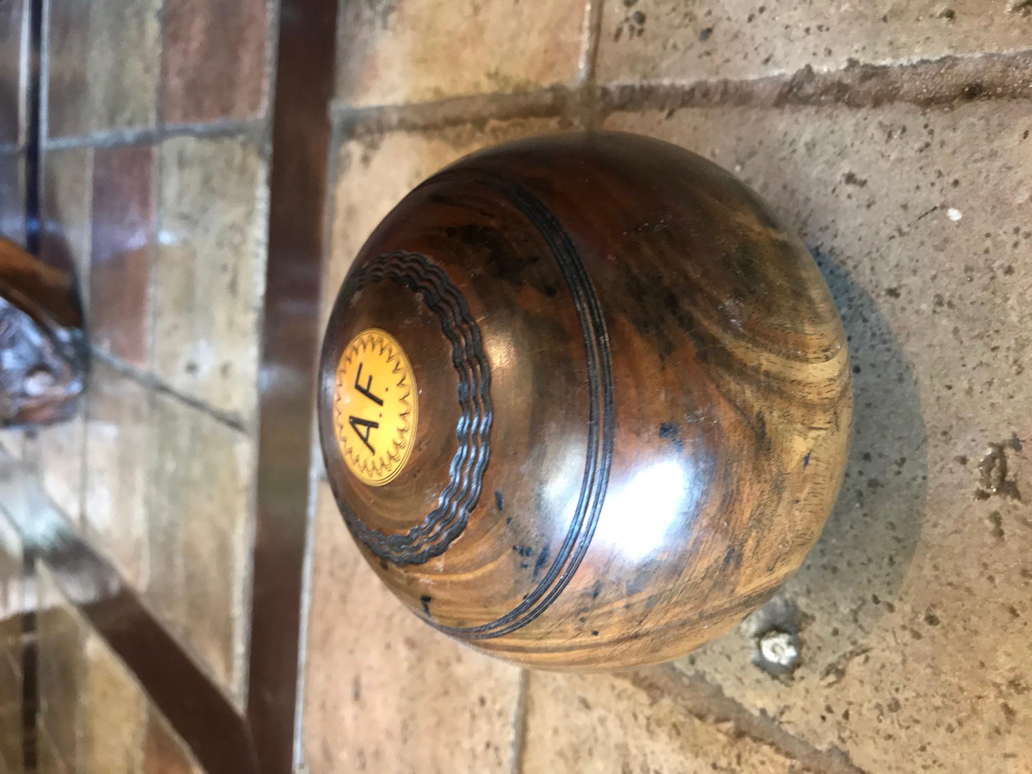 10 Alfombras de Bolos sobre Hierba Bolas de Madera y Piedra Talladas a Mano Idea de Regalo de Oficina Antiguo Tallado en venta