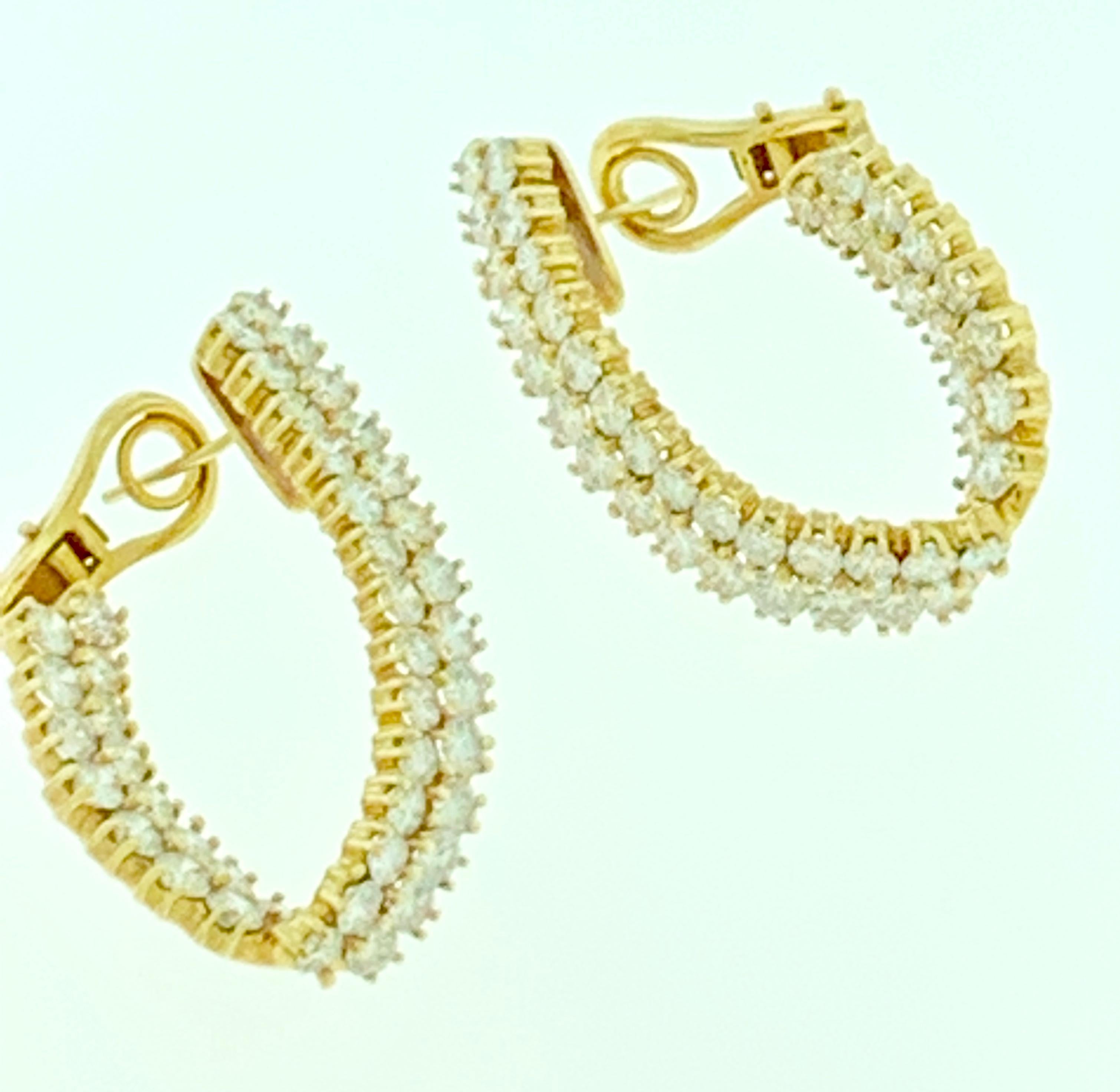 Créoles en or jaune 18 carats avec diamants de 10 carats de qualité VS pour femmes, 18 grammes Excellent état - En vente à New York, NY
