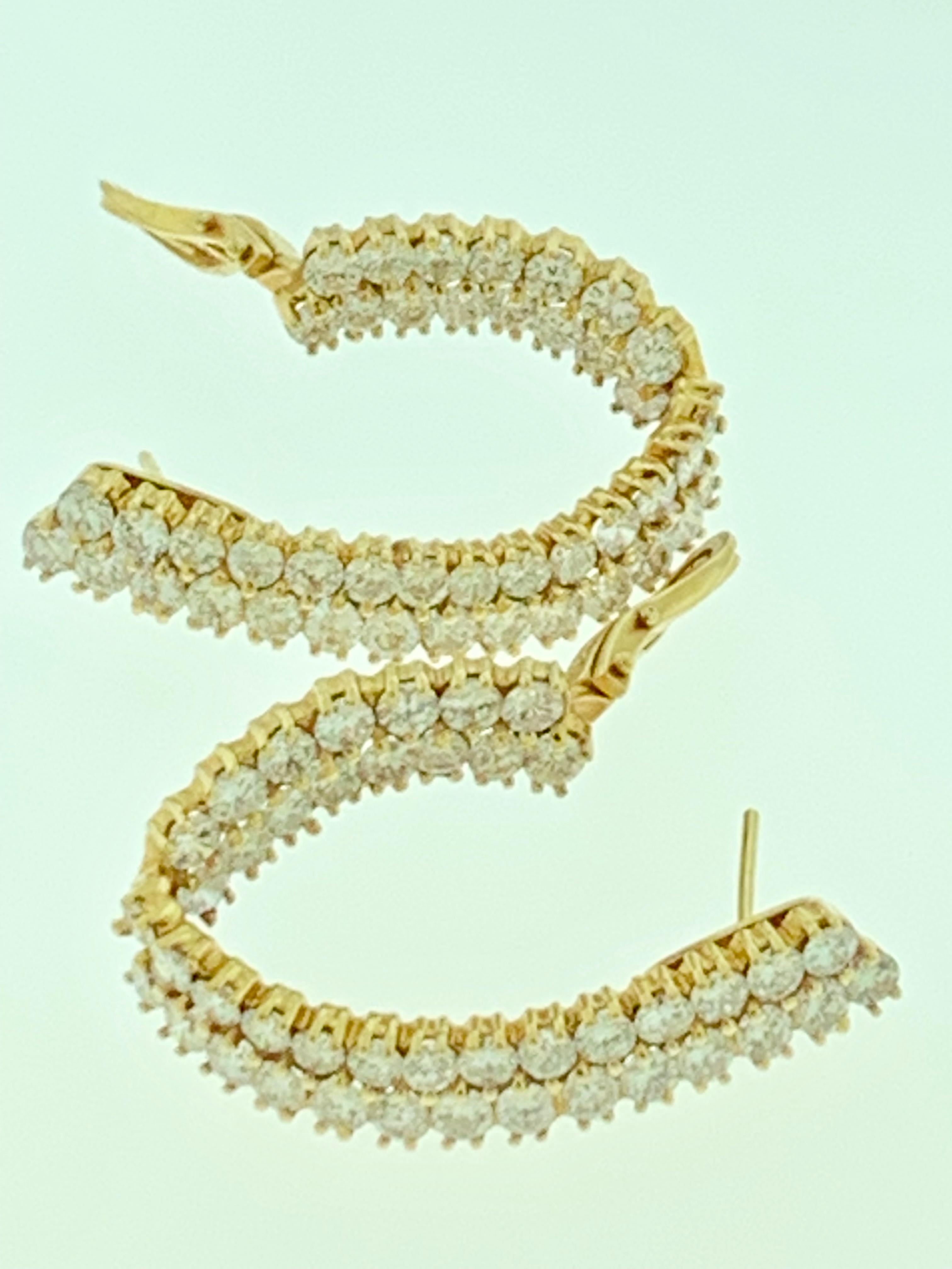 Round Cut 10 Carat Diamond VS Quality Hoop Earrings Women in 18 Karat Yellow Gold 18 Grams For Sale