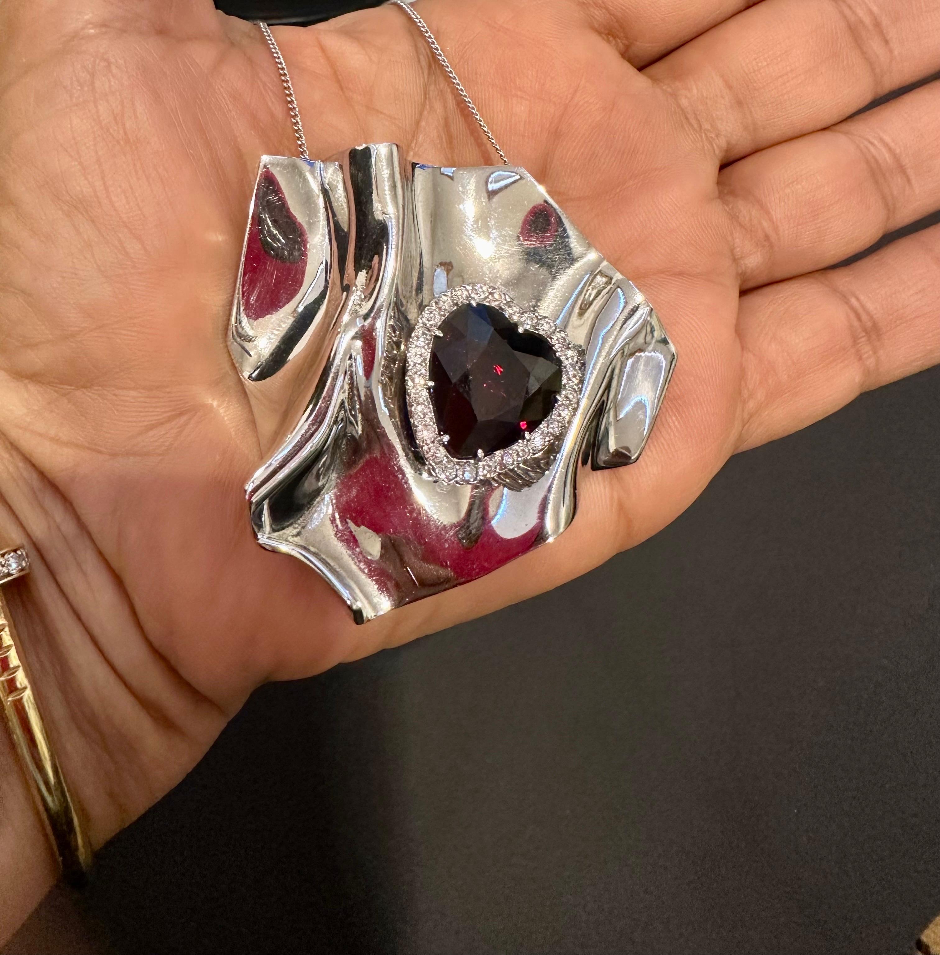 10ct Heart Shape Garnet & 1.5ct Diamond Pendant /Pin 14kt White Gold 35gm For Sale 6