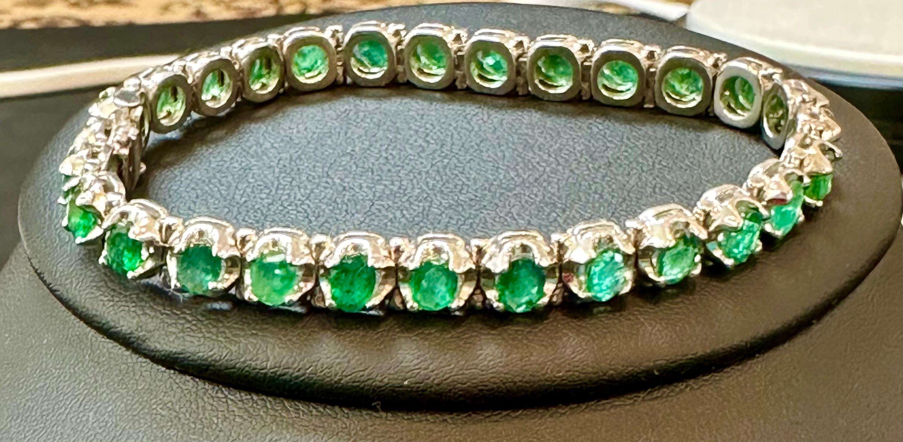  10 Ct Natural Oval Brazilian Emerald  Tennis Bracelet in Platinum , 7.5 Inches For Sale 4