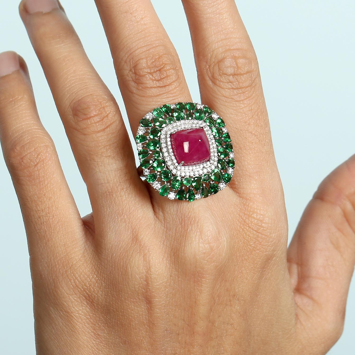 18KT:8.058g,D:0.74ct, Ruby:10.00ct,Tsav:4.64ct, US-7
