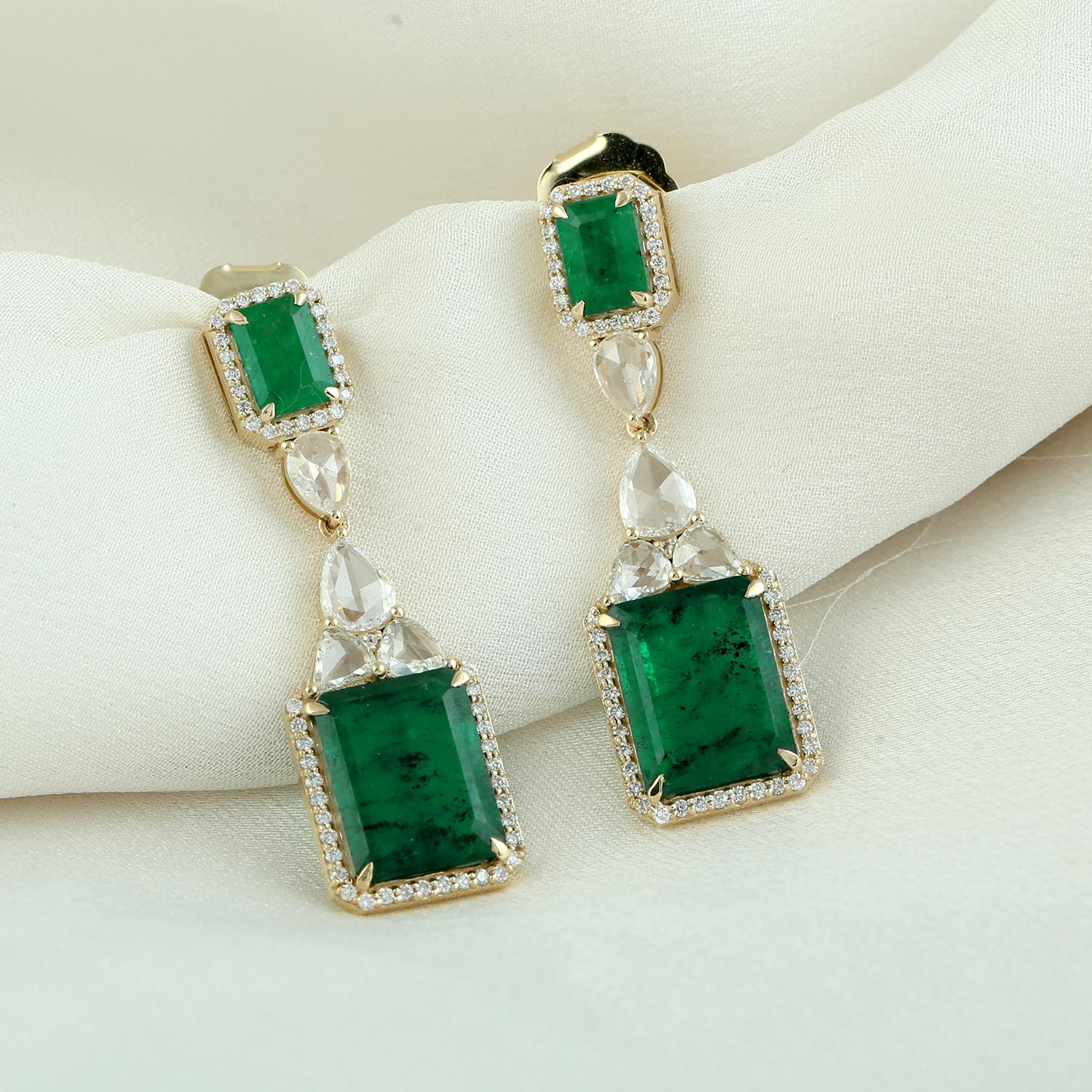 Art Deco 10 ct Zambian Emerald 2 Tier Dangle Earrings With Diamonds In 18k Yellow Gold For Sale