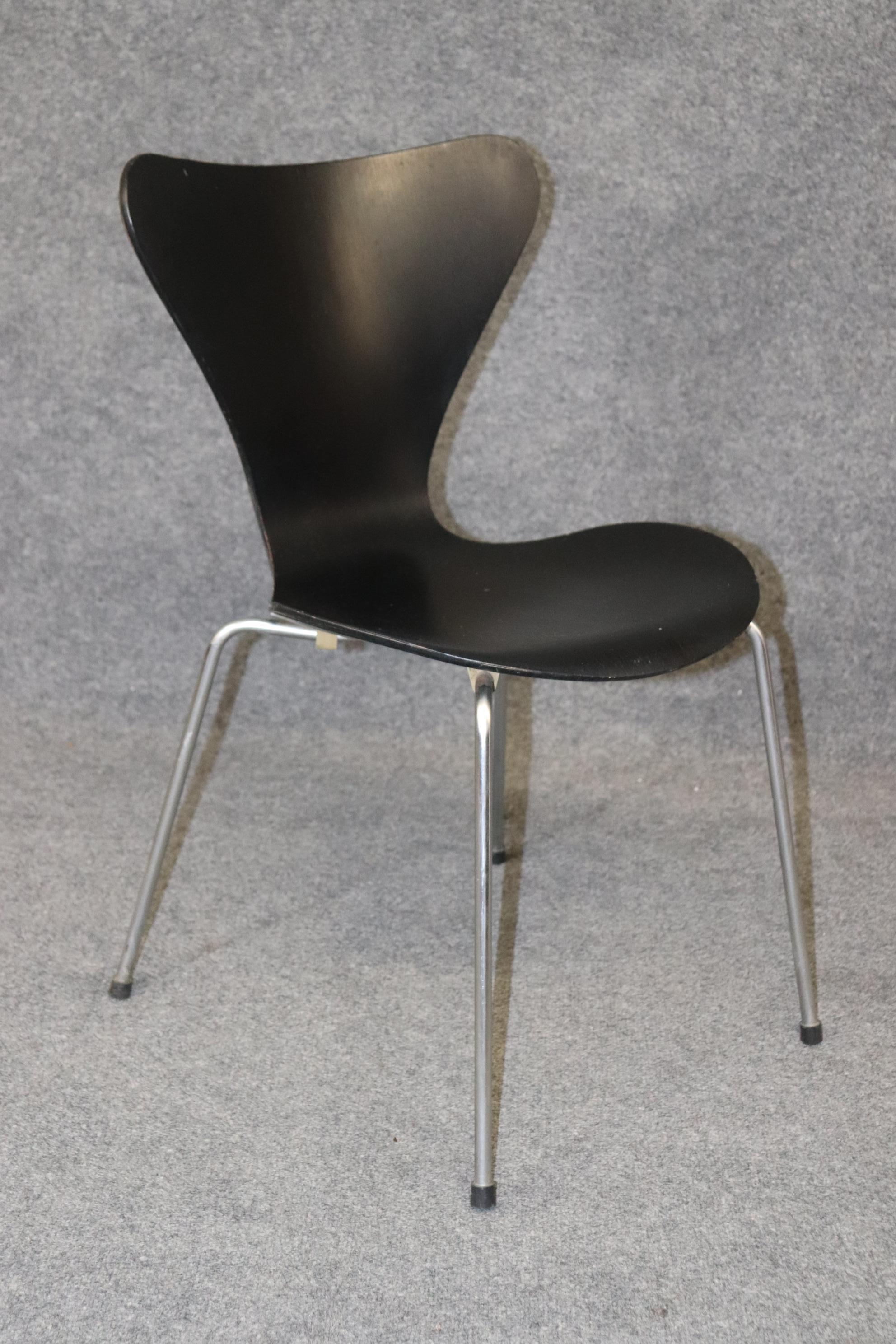 10 Danish Mid-Century Modern Arne Jacobsen for Fritz Hansen Series 7 Chairs In Good Condition In Swedesboro, NJ