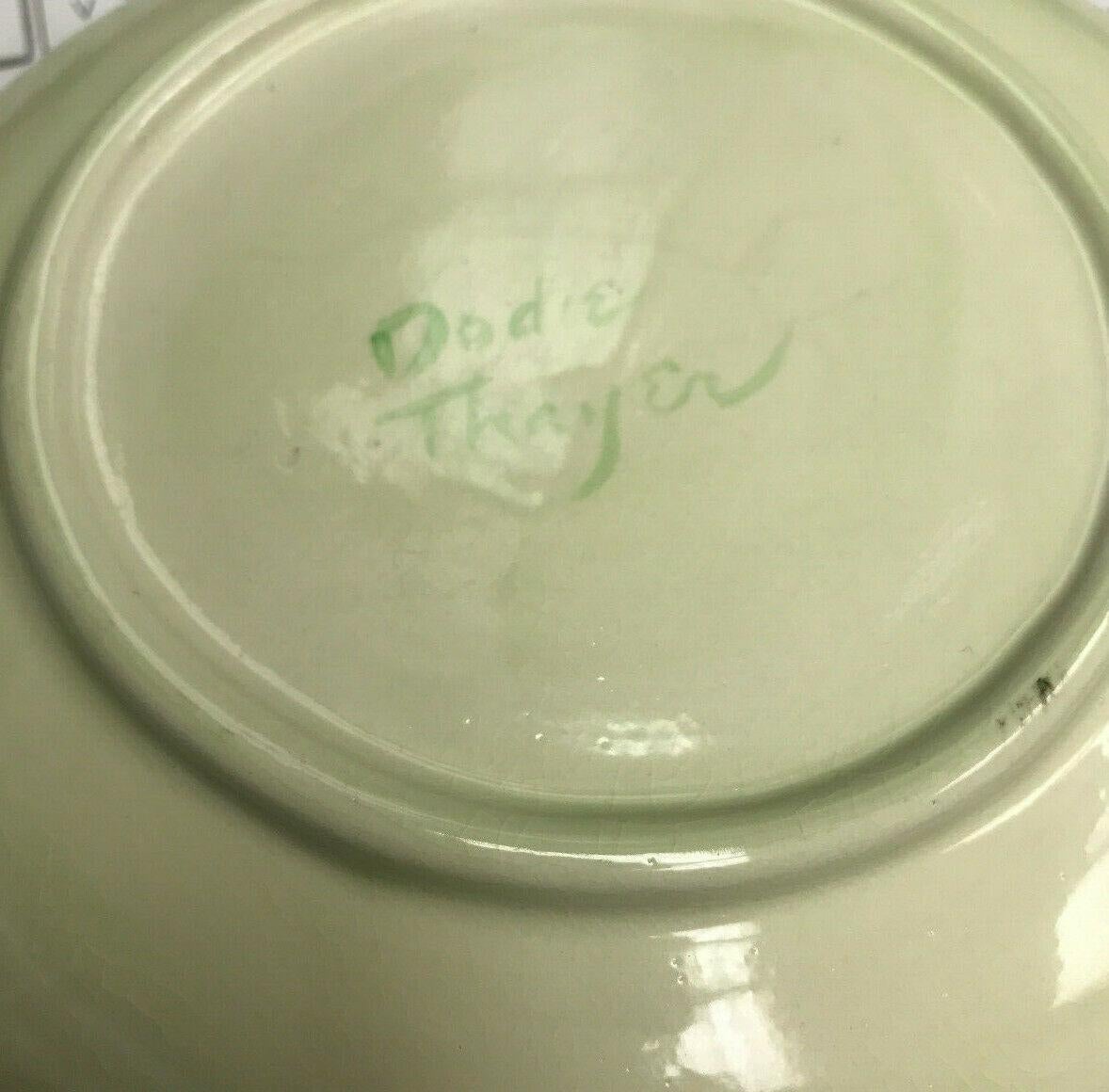 Description: 10 Dodie Thayer Jupiter lettuce leaf earthenware porcelain handcrafted luncheon plates. Signed 