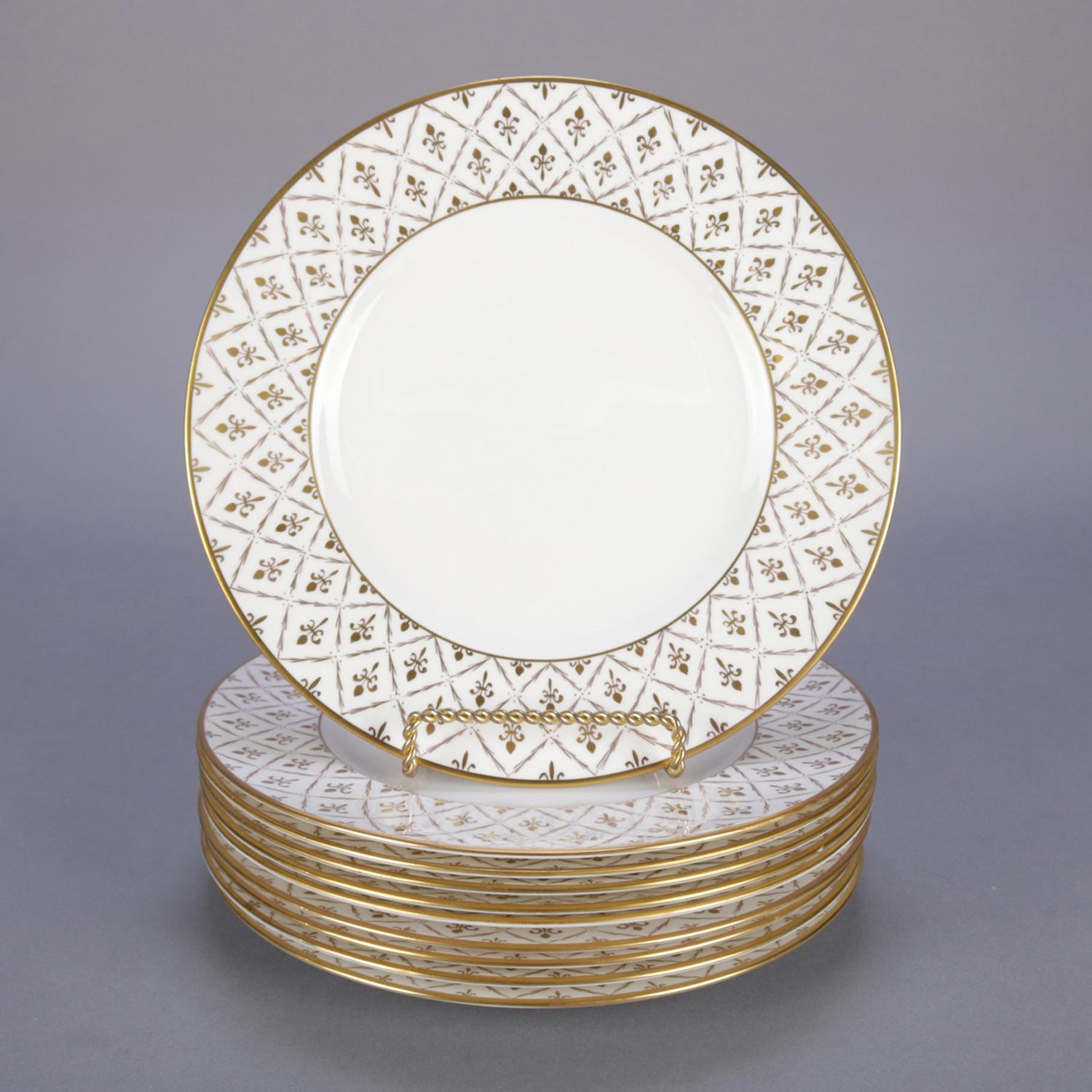 Set of 10 French Empire Limoges School gilded porcelain plates feature rims with fleur-de-lis diamond pattern, en verso hand scripted 