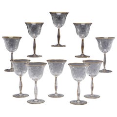 10 Copas de Vino de Cristal Soplado a Mano con Decoración Floral Tallada en Calcografía