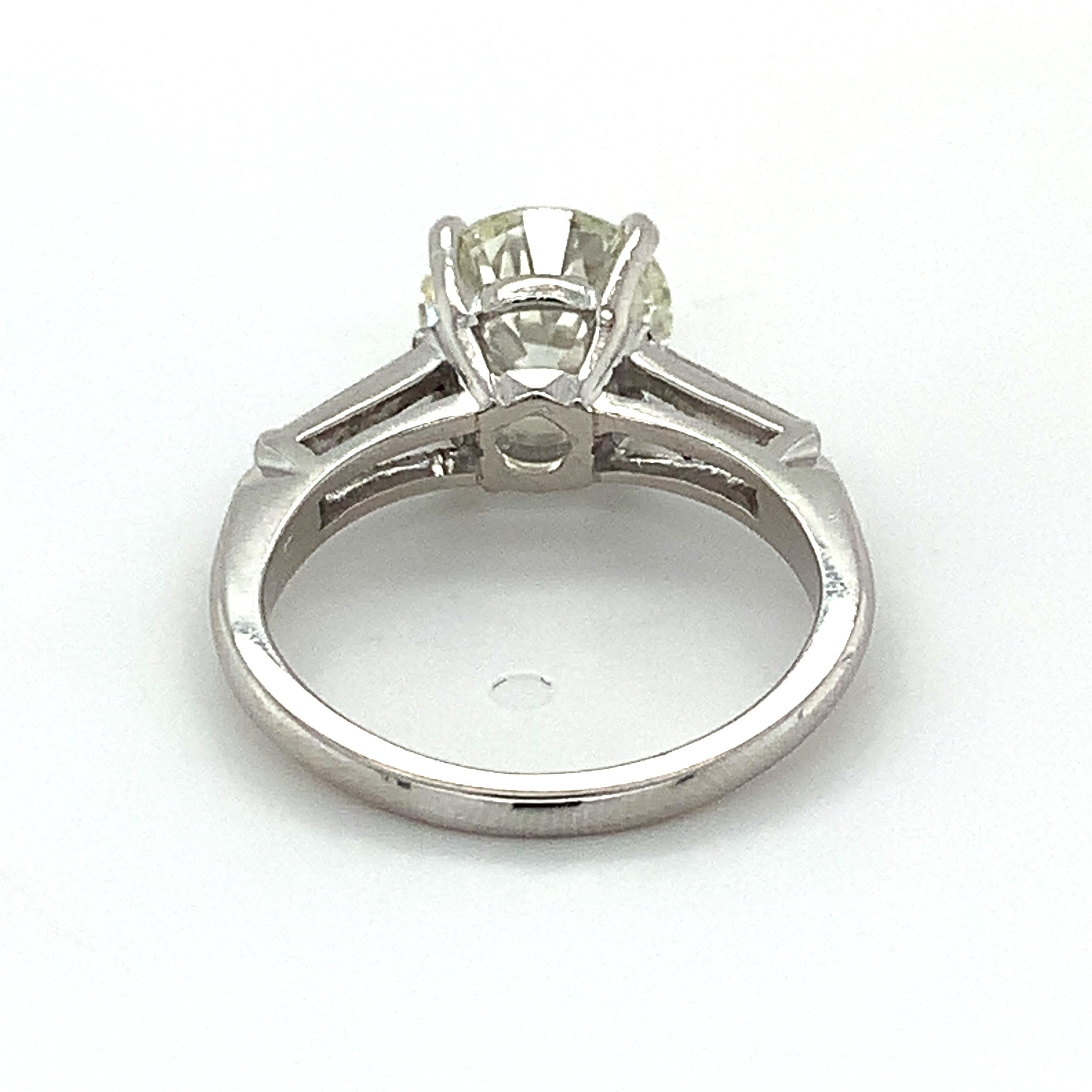 10% Irid 90% Plat GIA 2.12 L-VVS2 Round Diamond & Tapered Baguette 3 Stone Ring 3