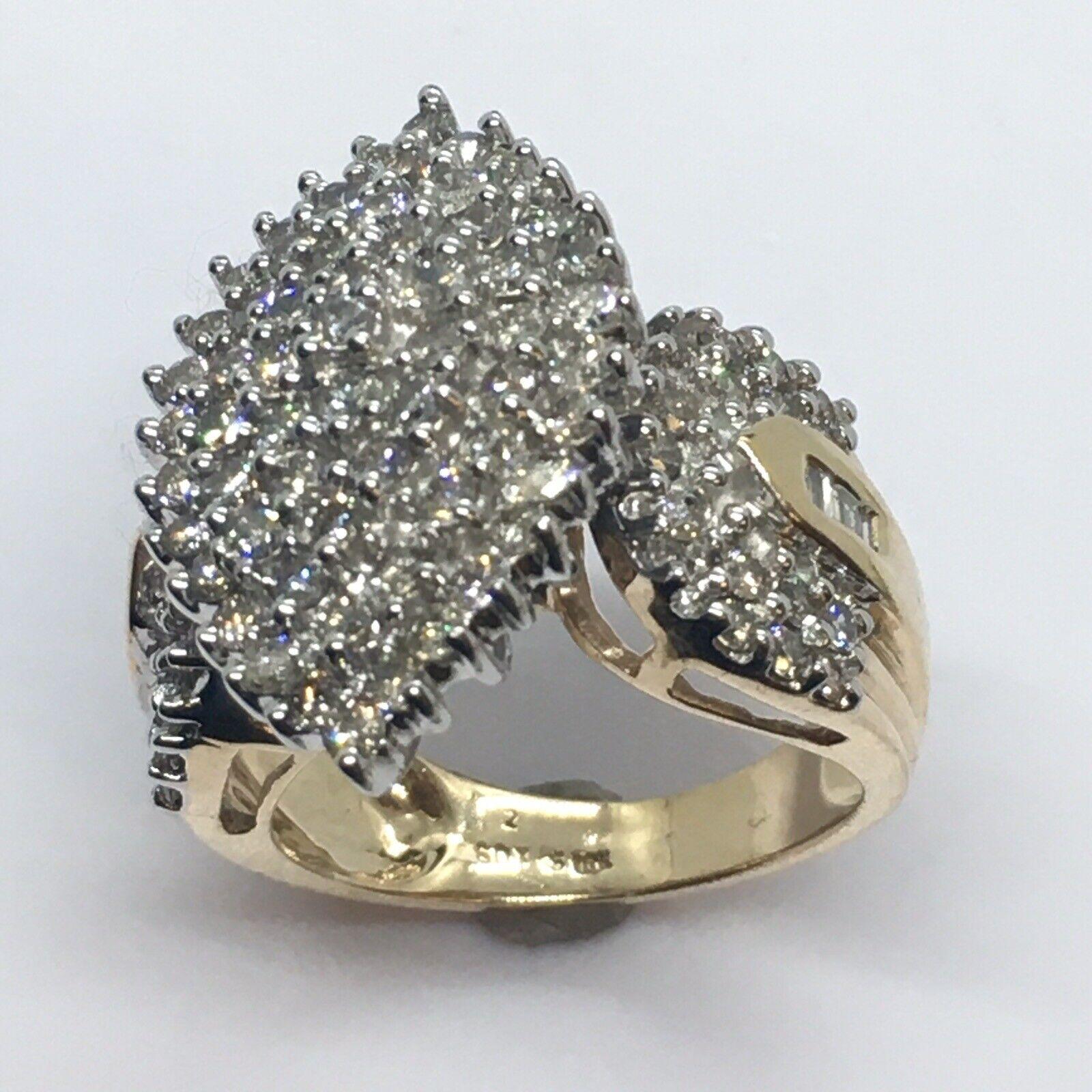 Round Cut 10 k Yellow Gold White Gold Top 2.5 Carat Total Diamond Cluster Ring Size 7.25 For Sale