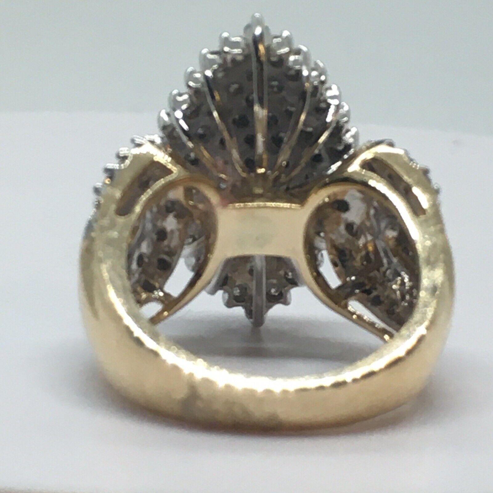 10 k Yellow Gold White Gold Top 2.5 Carat Total Diamond Cluster Ring Size 7.25 In Good Condition For Sale In Santa Monica, CA