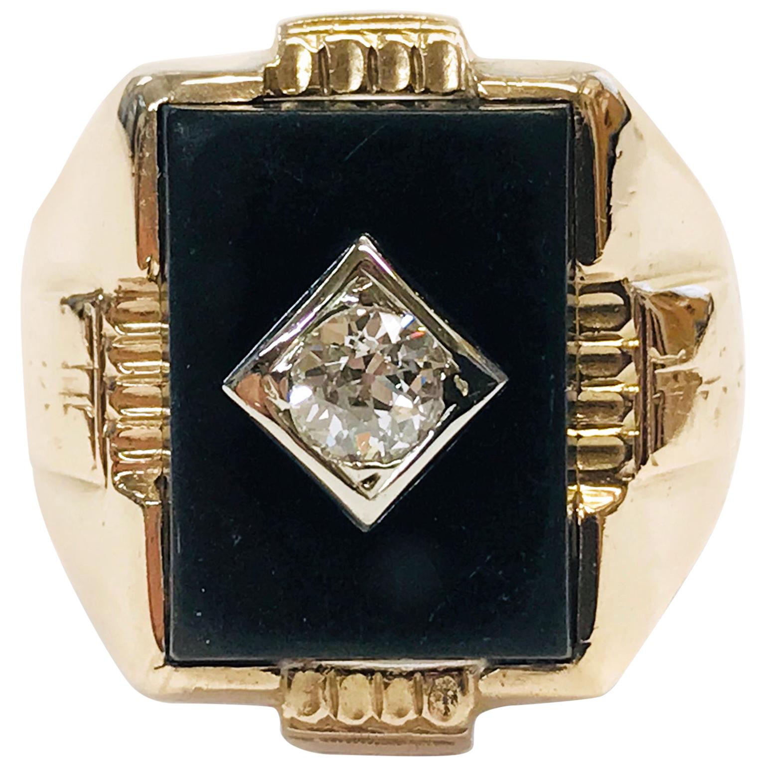 10 Karat Art Deco Diamond Onyx Ring, circa 1940s