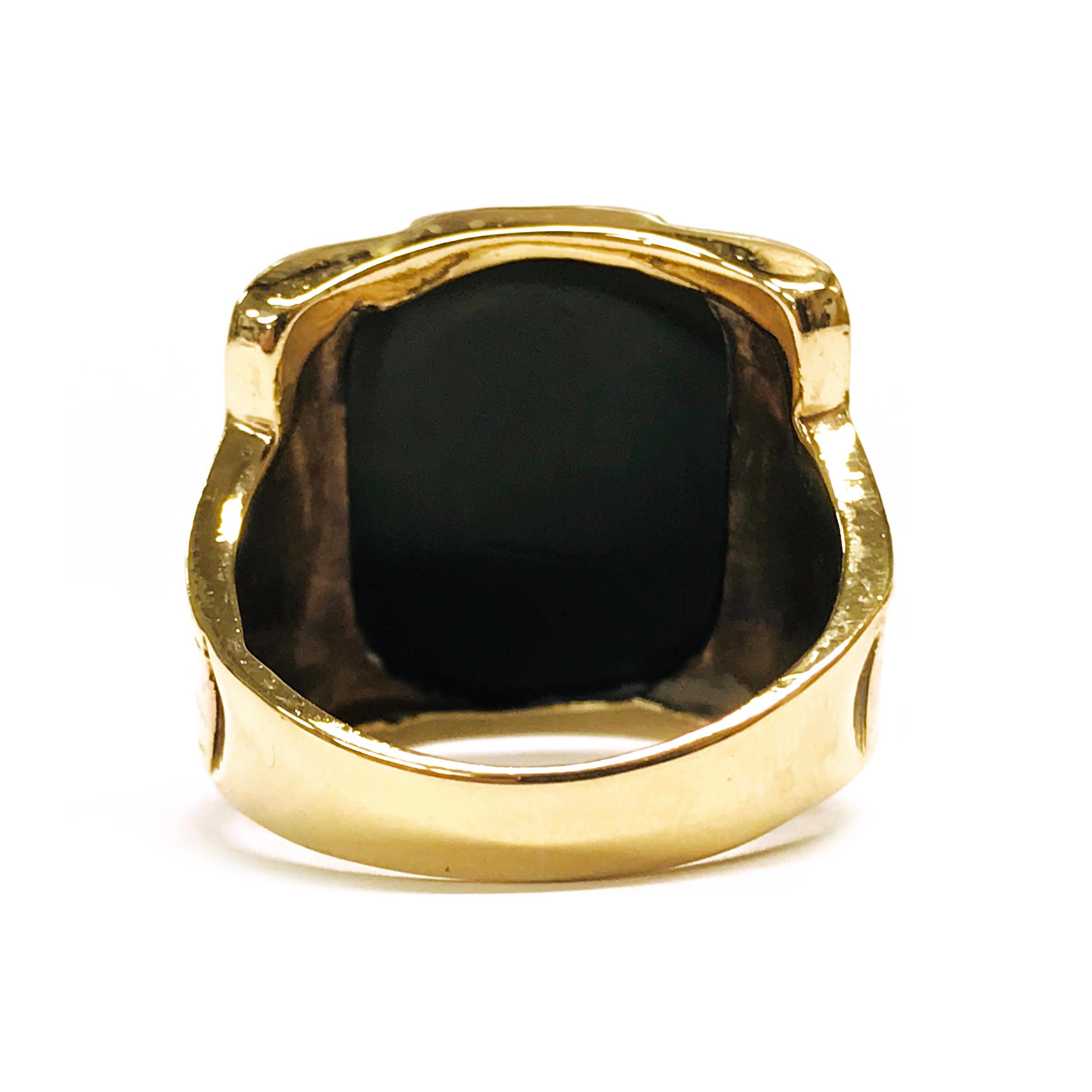 10 Karat Art Deco Onyx Intaglio Ring, circa 1940s 2