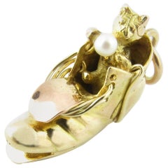 10 Karat Gold and Pearl Kitty in Boot Charm