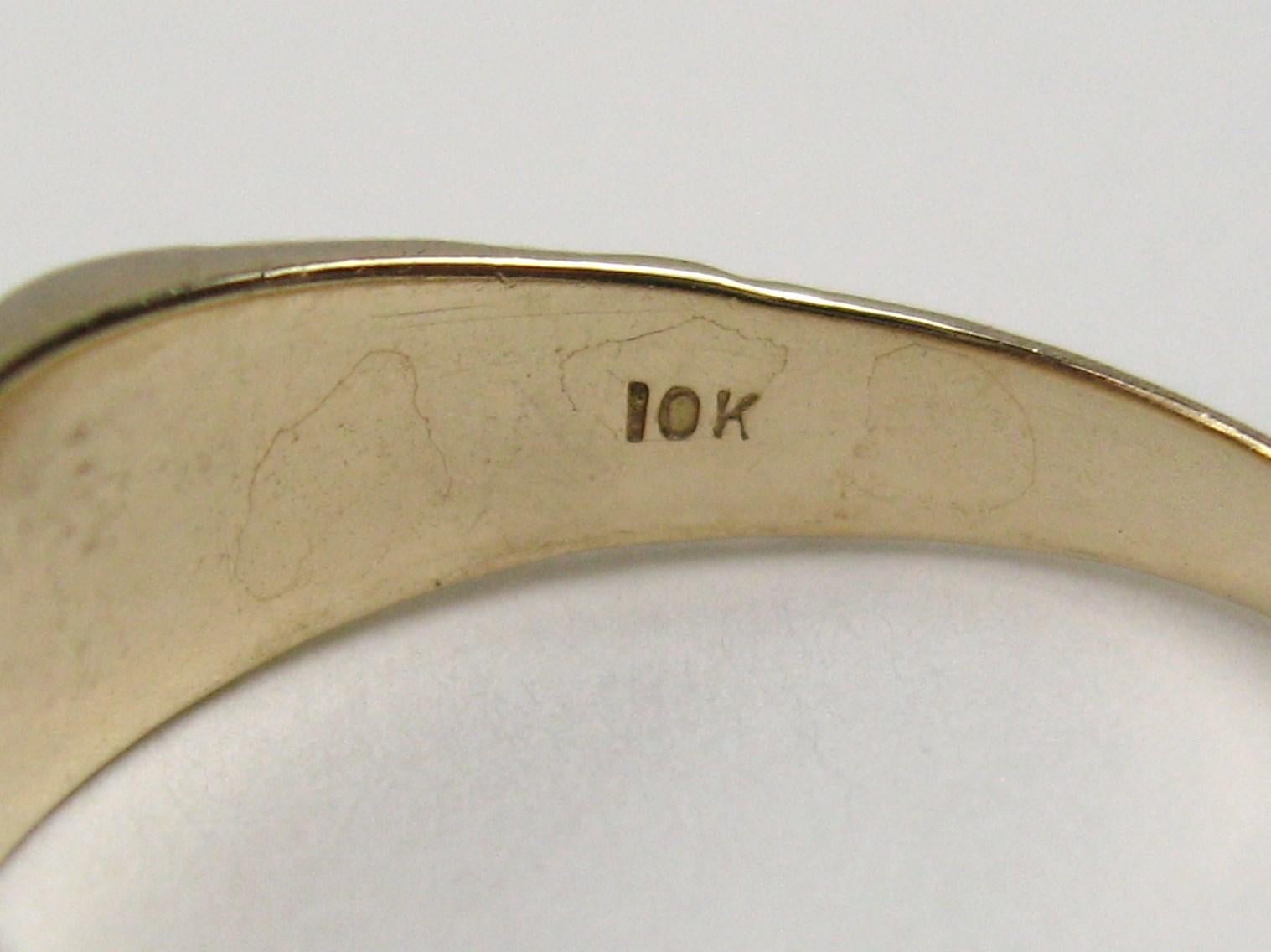 10 Karat Gold Embossed 1922 Ring For Sale 2