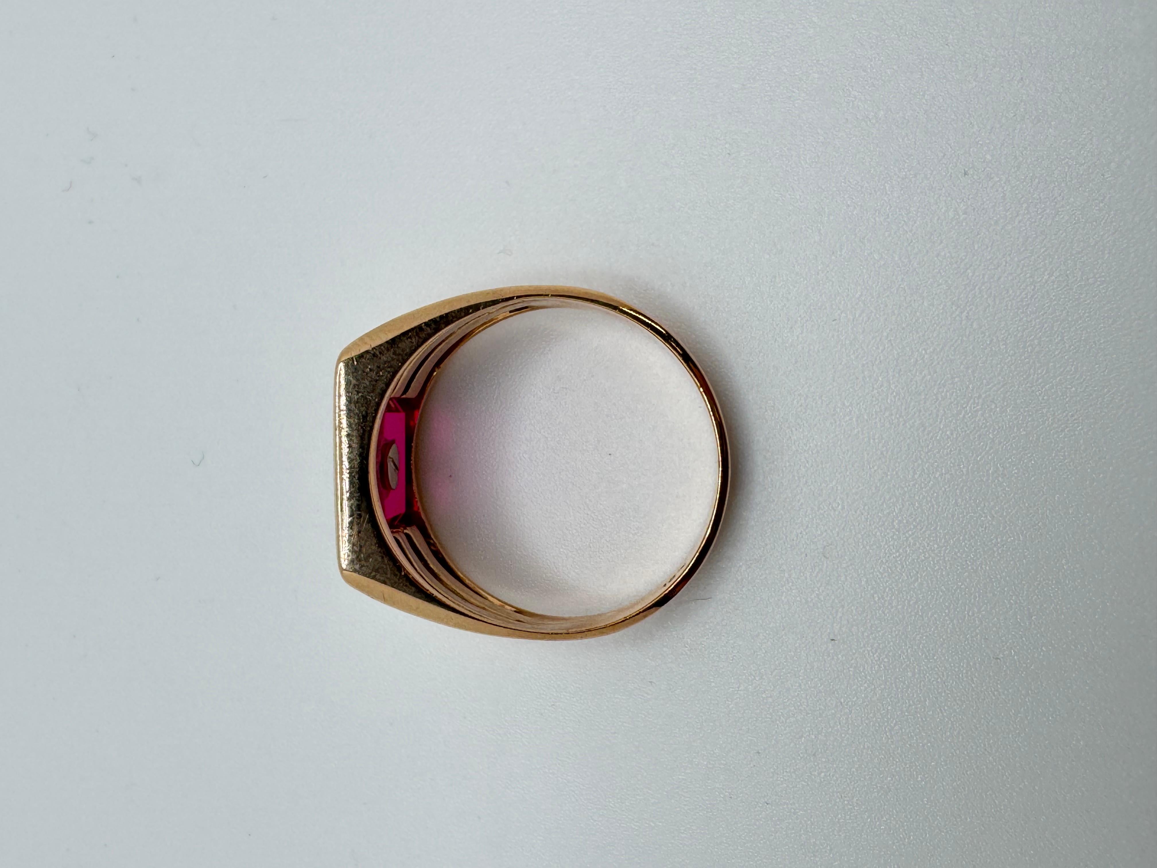Anello con iniziale C in corindone rosa 10 kt. in vendita 4