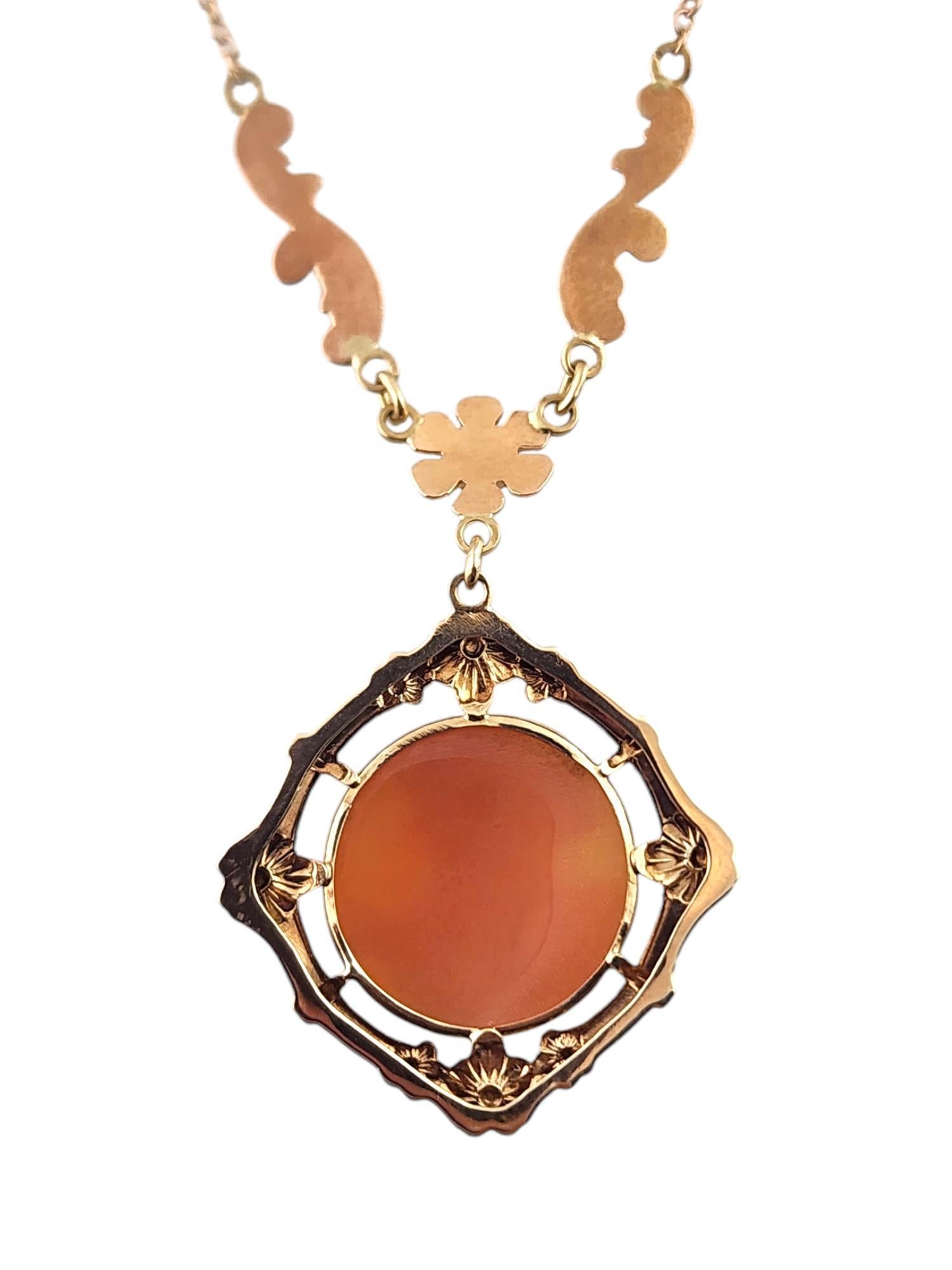 Women's 10 Karat Tri Gold Cameo Pendant Necklace #18536 For Sale