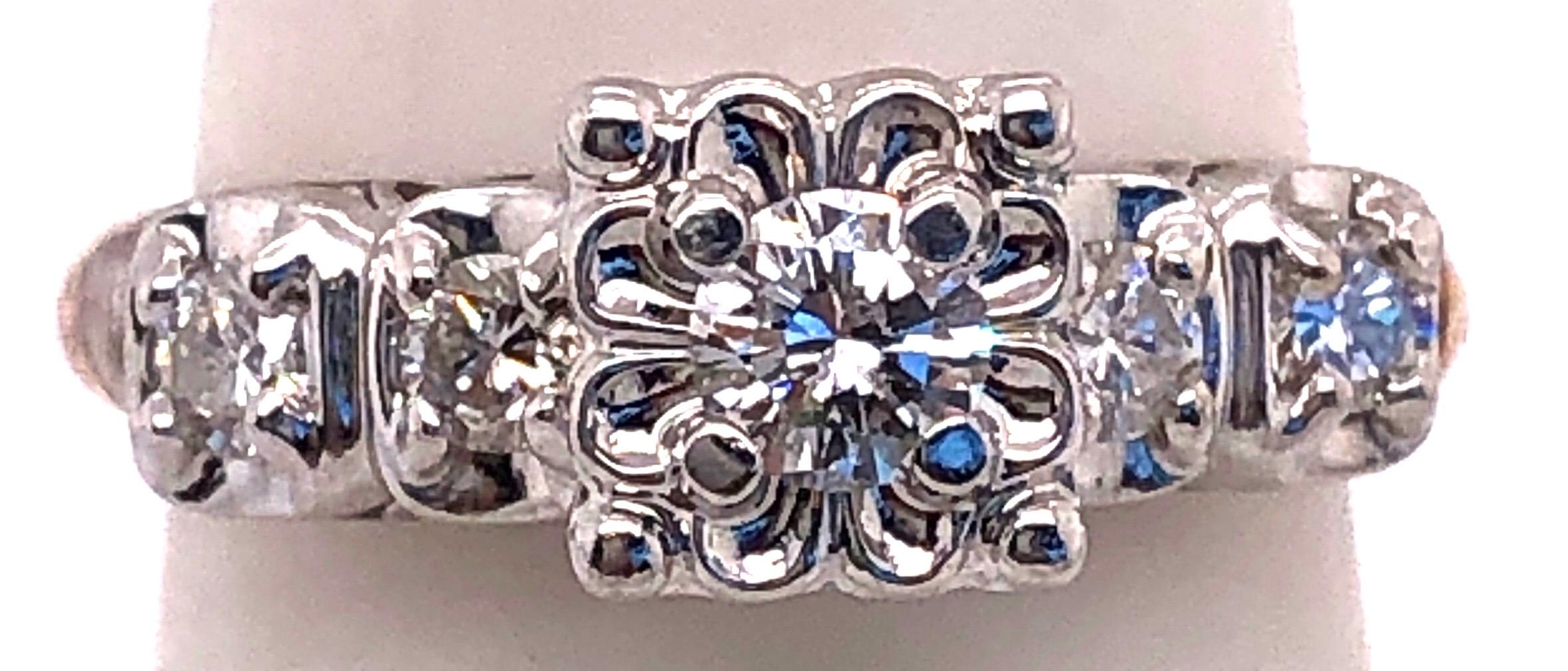 Anello di fidanzamento con diamante in oro 10 carati bicolore 0,60 TDW In condizioni buone in vendita a Manhasset, NY