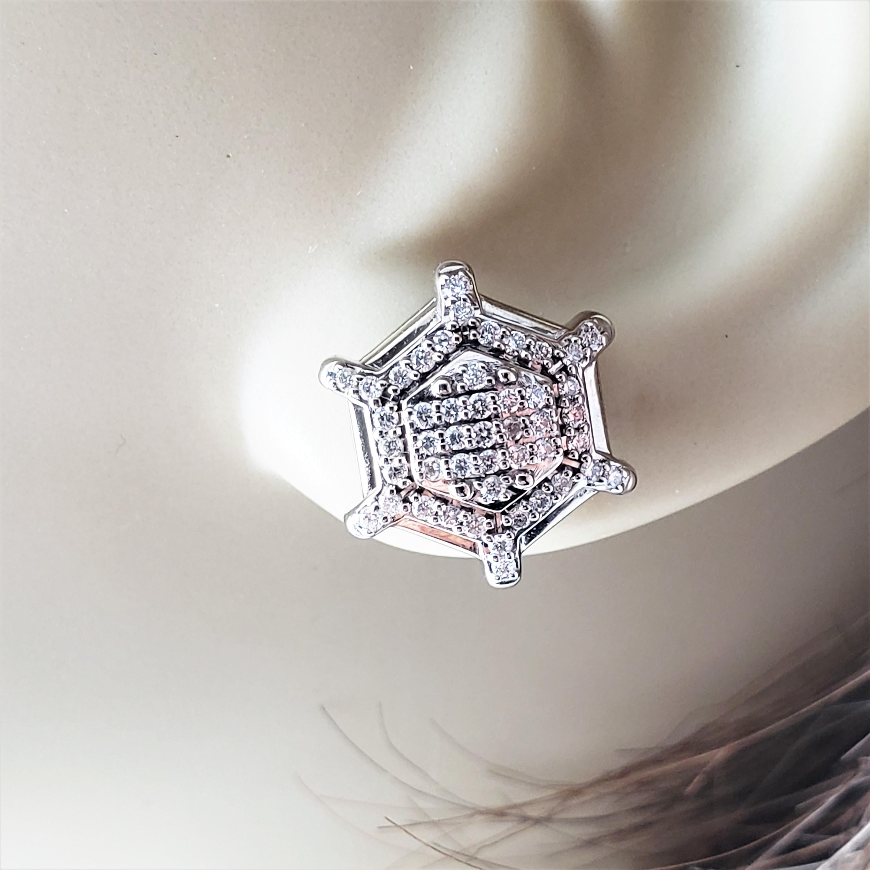 10 Karat White Gold and Diamond Earrings For Sale 1