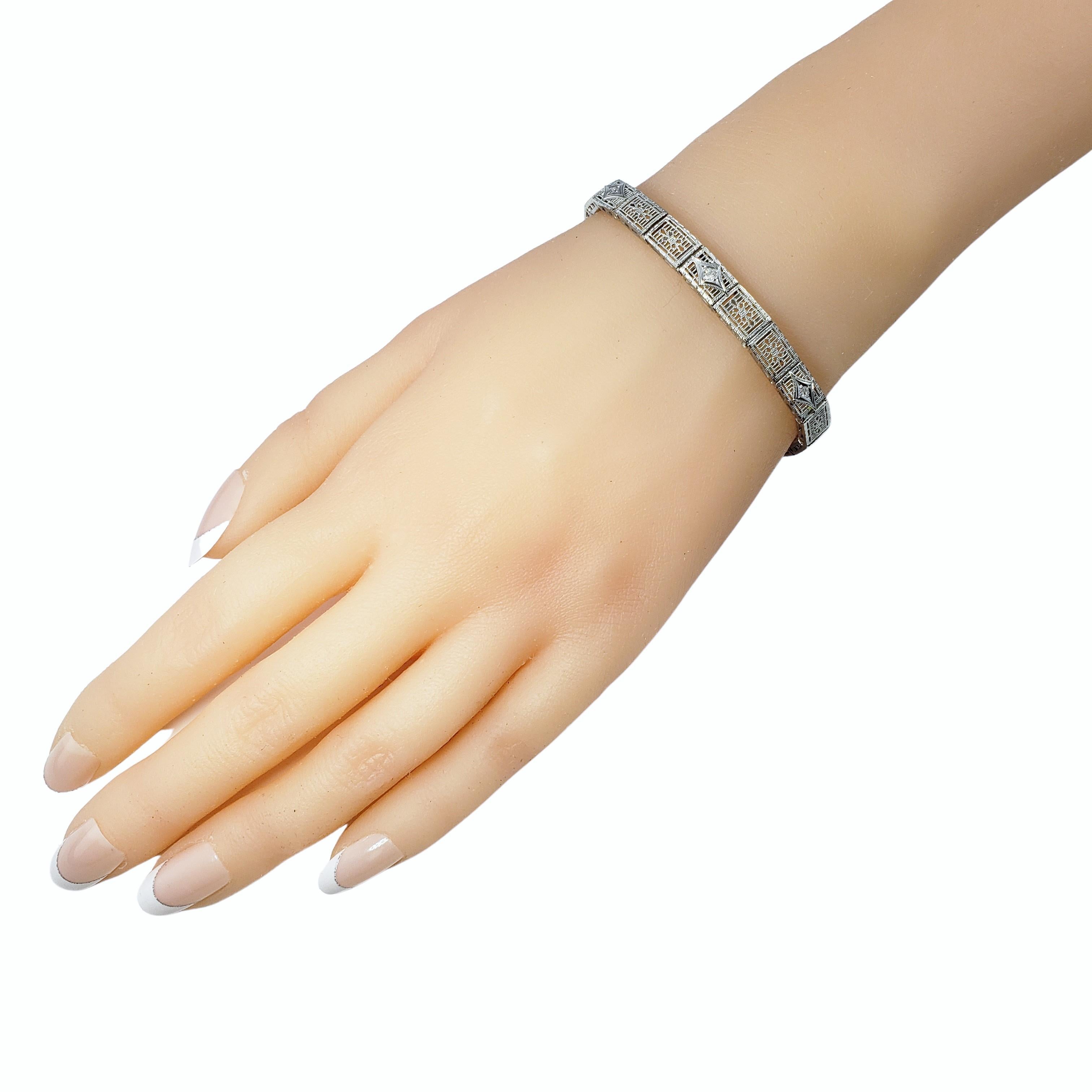 10 Karat White Gold and Diamond Filigree Bracelet For Sale 3
