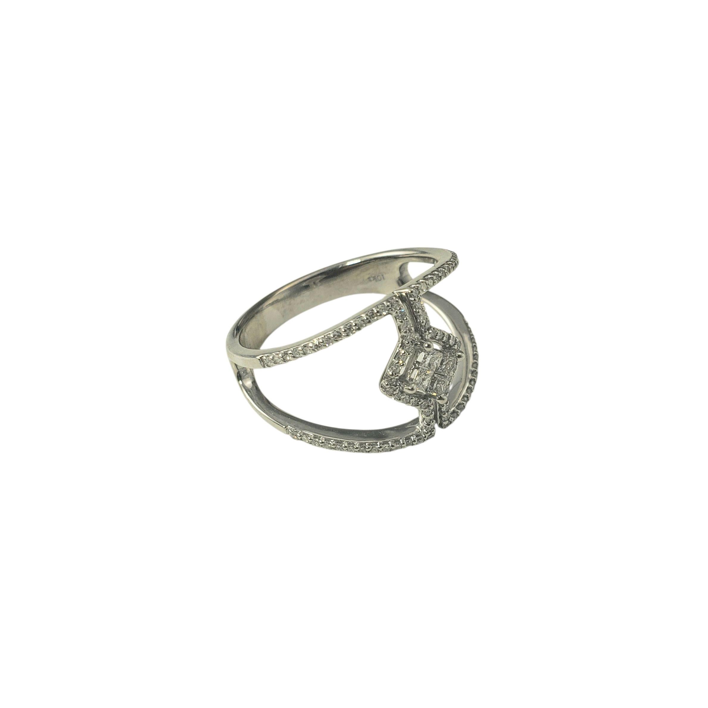 Anillo abierto de oro blanco de 10 quilates y diamantes talla 7.75 #22589 Corte redondo en venta