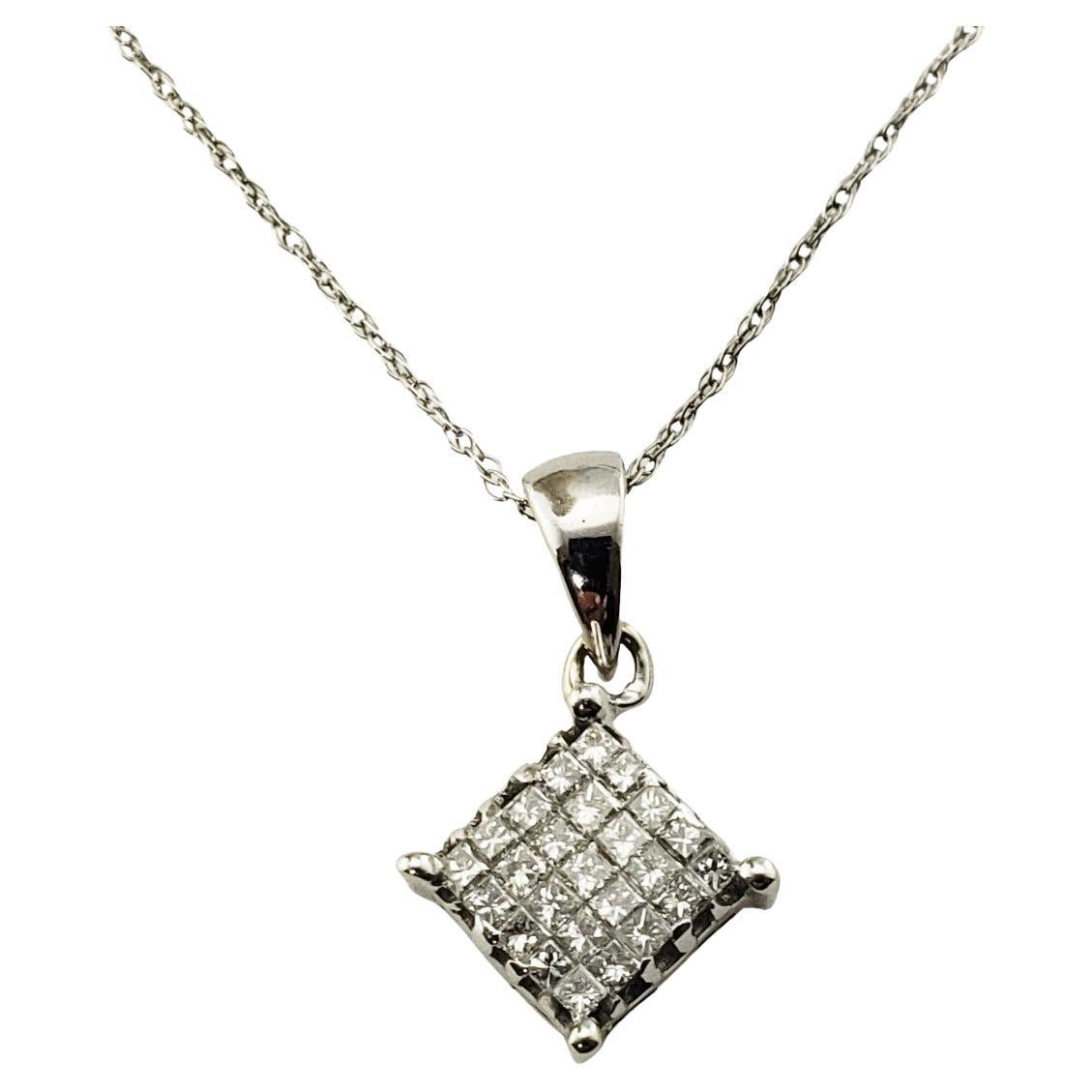 10 Karat White Gold and Diamond Pendant Necklace For Sale