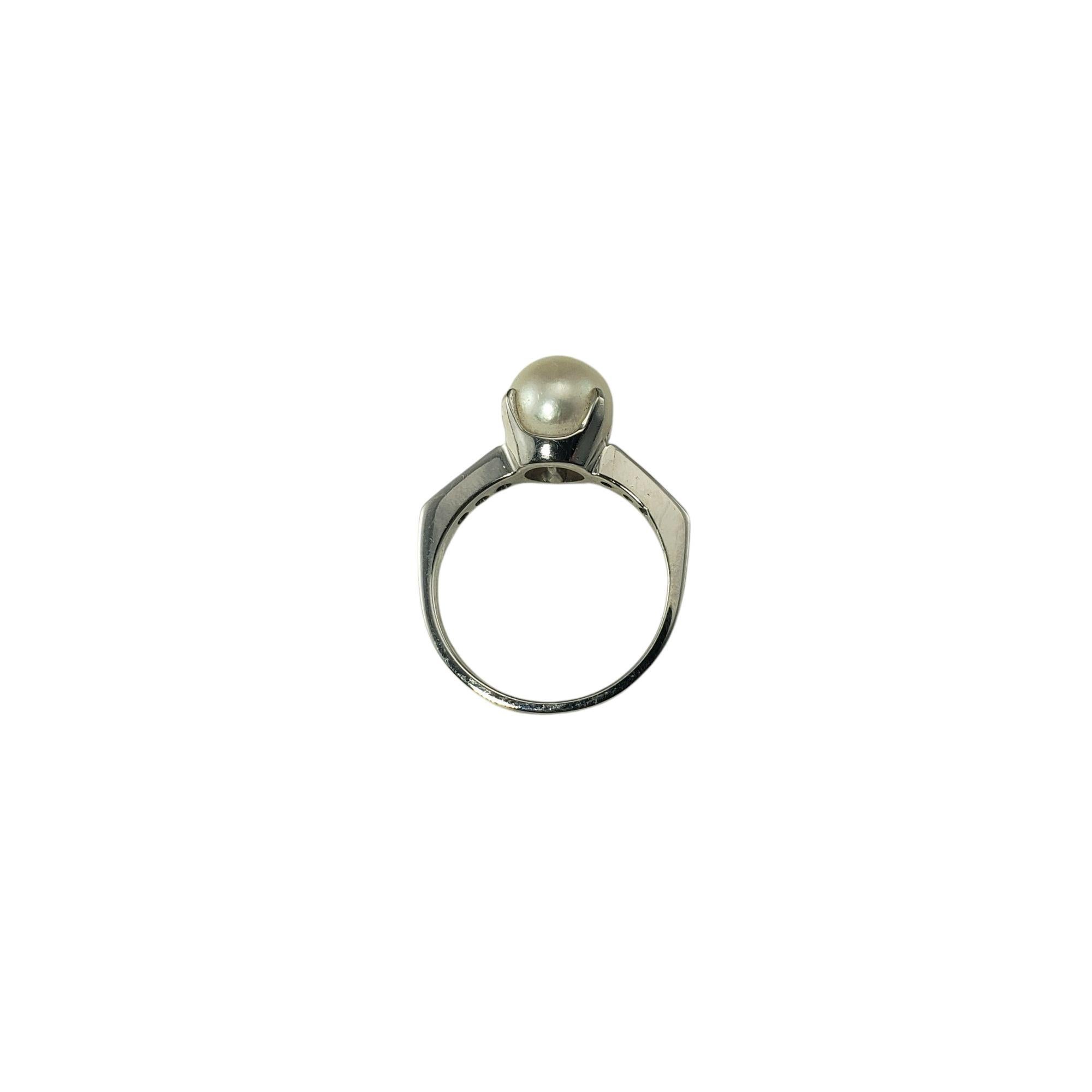 Bague en or blanc 10 carats et diamants taille 4,25-4,5 n° 21446 Pour femmes en vente