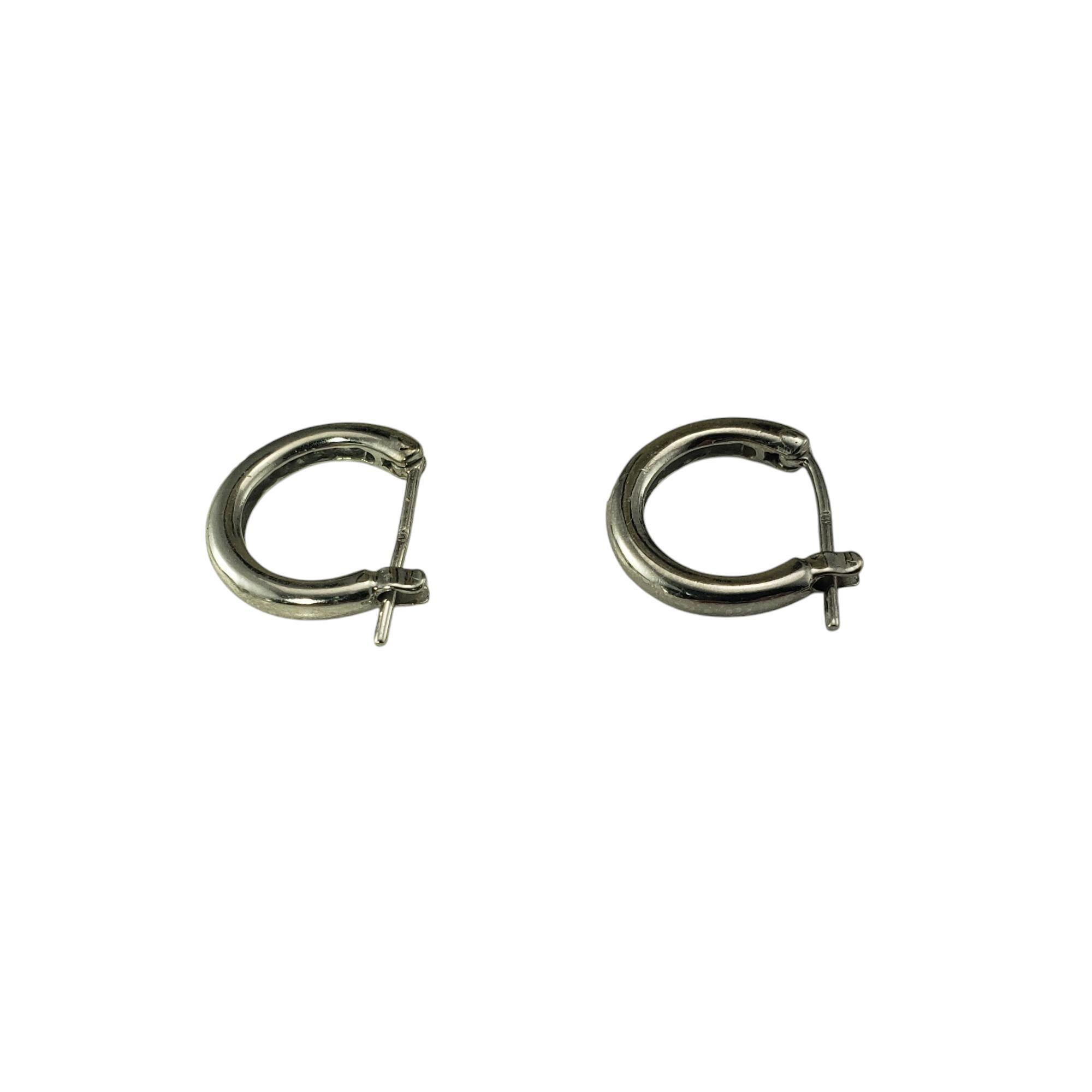 10 Karat White Gold and Diamond Small Hoop Earrings #20650 In Good Condition For Sale In Washington Depot, CT